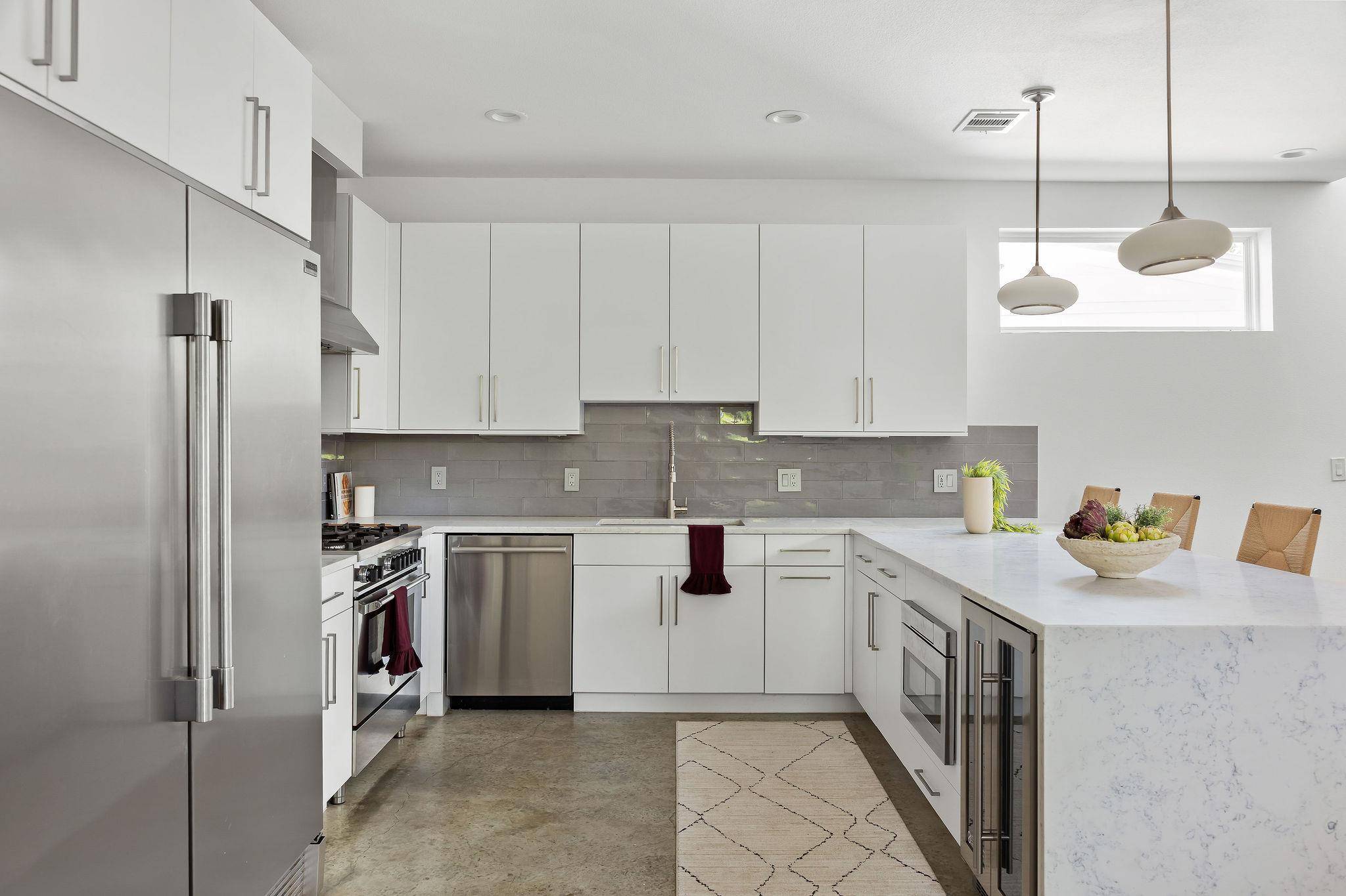 1182 Oakgrove Ave #A, Austin, TX 78702