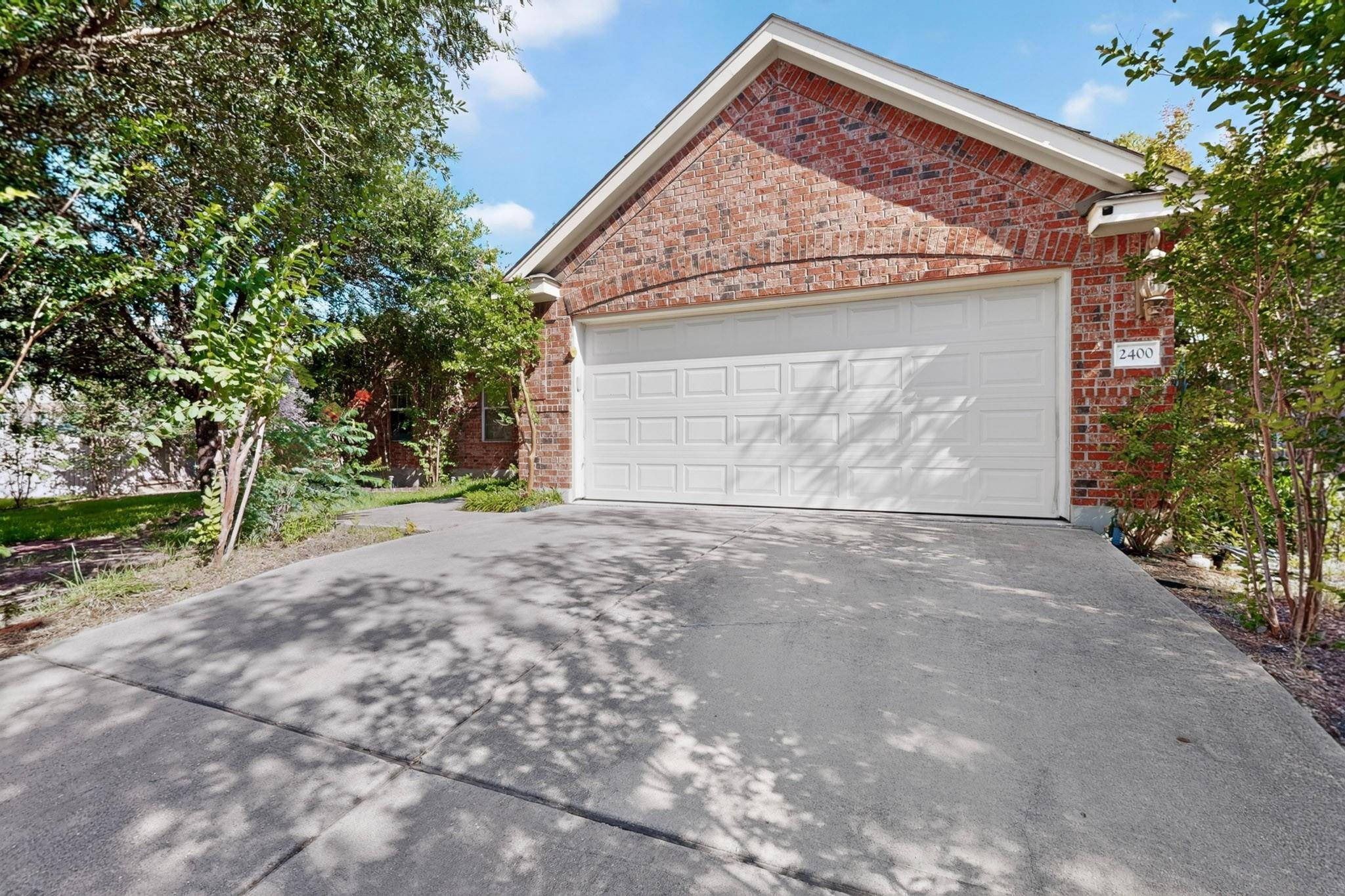 2400 White Stallion WAY, Leander, TX 78641