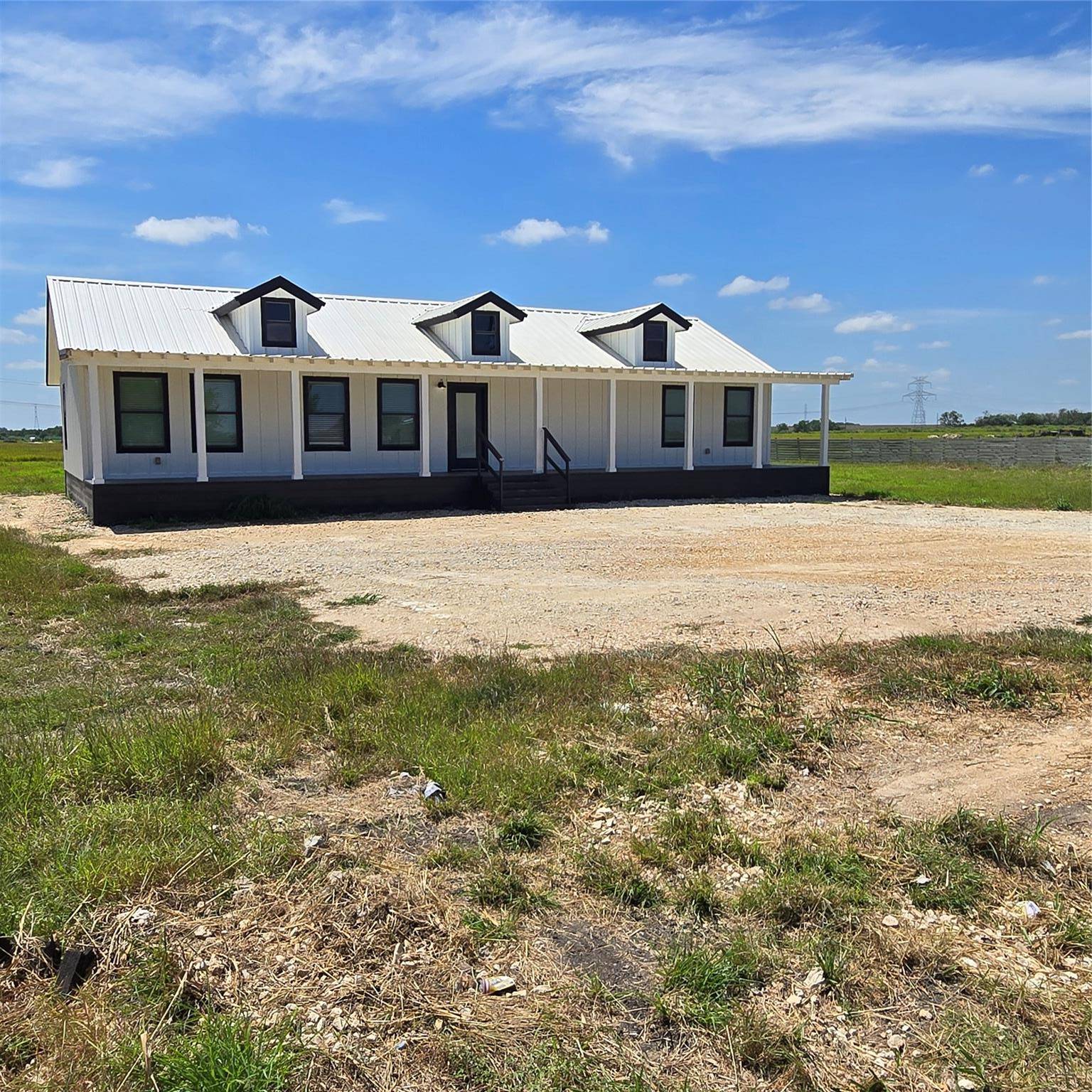 1673 Scull RD, San Marcos, TX 78666