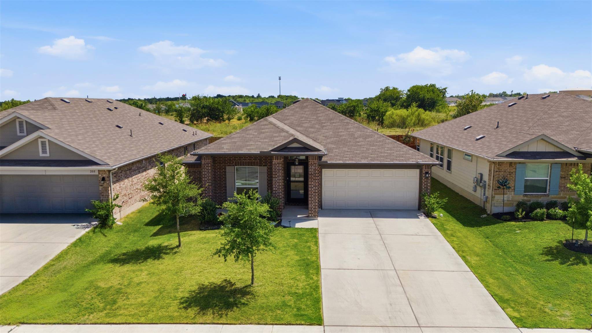 206 Canadian River TRL, Hutto, TX 78634