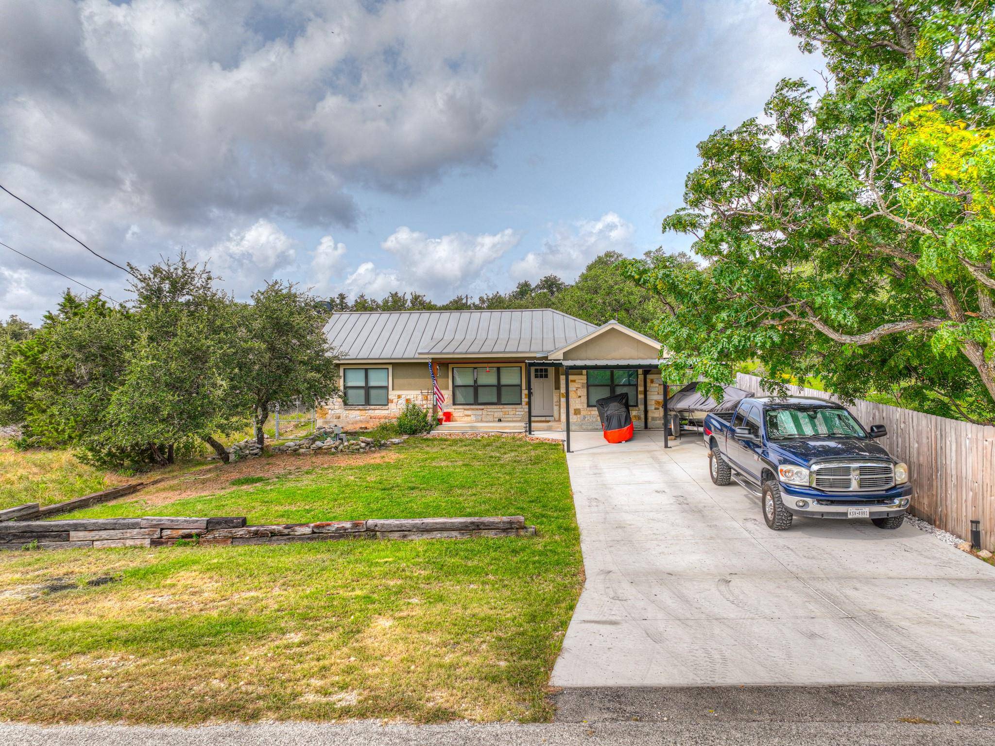 4142 Morningside WAY, Canyon Lake, TX 78133
