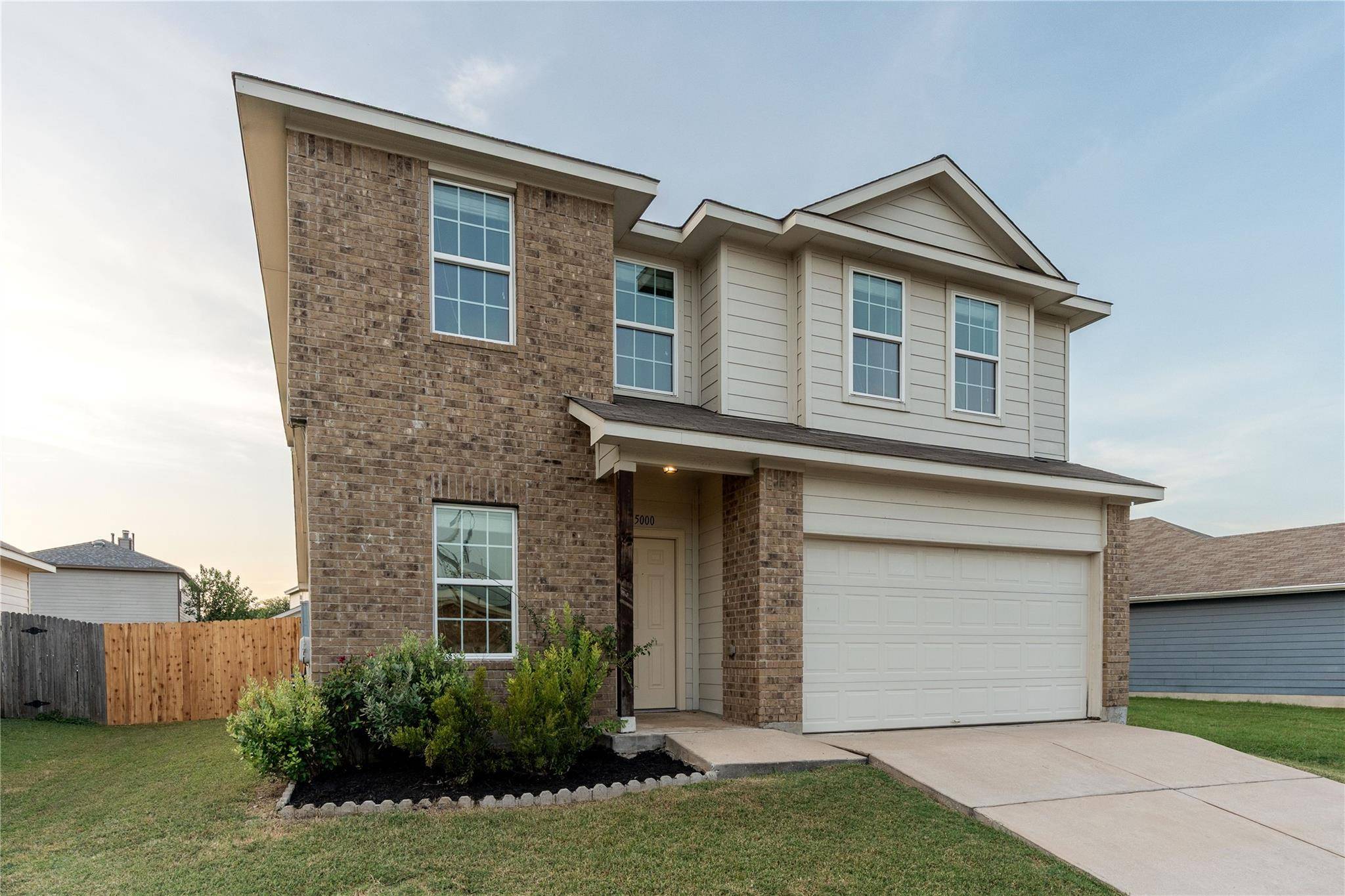 5000 Lexington Meadow LN, Del Valle, TX 78617