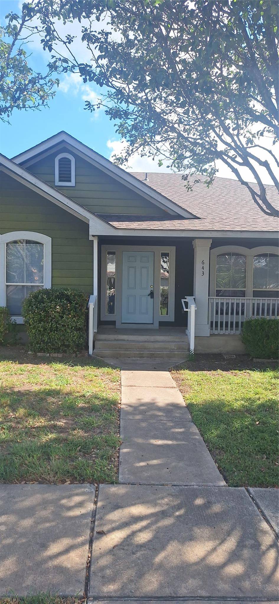 643 Hogan, Kyle, TX 78640