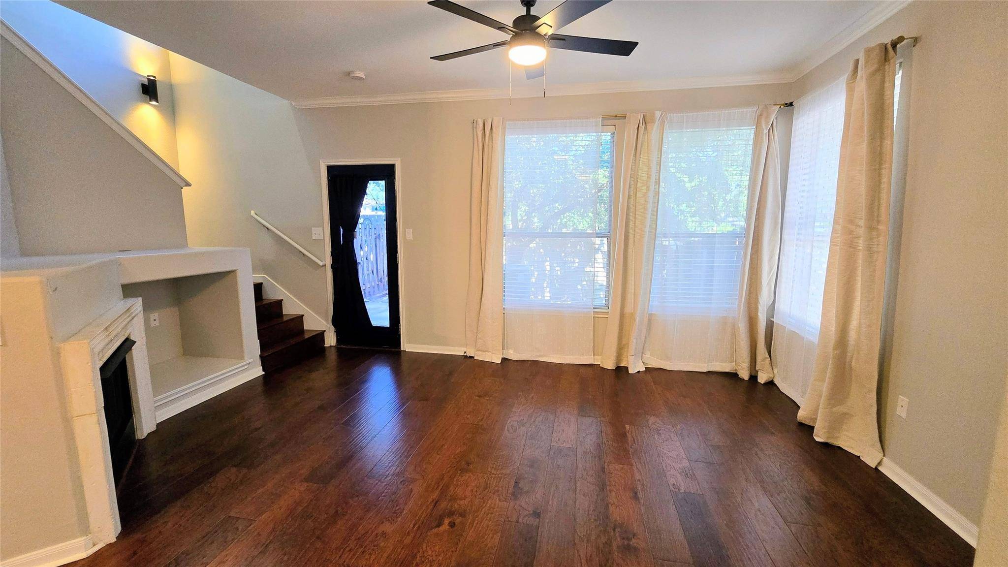 3300 Forest Creek DR #31, Round Rock, TX 78664