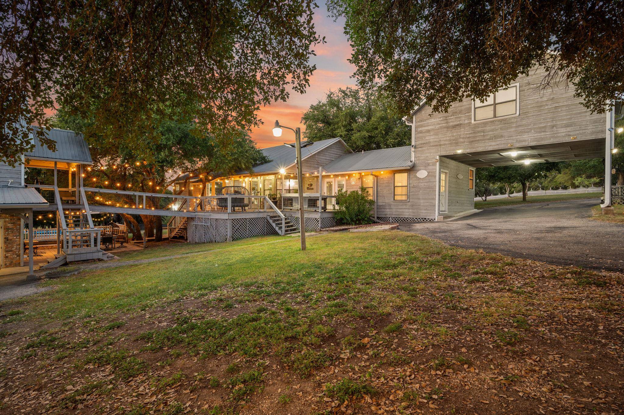 680 County Road 130, Georgetown, TX 78626