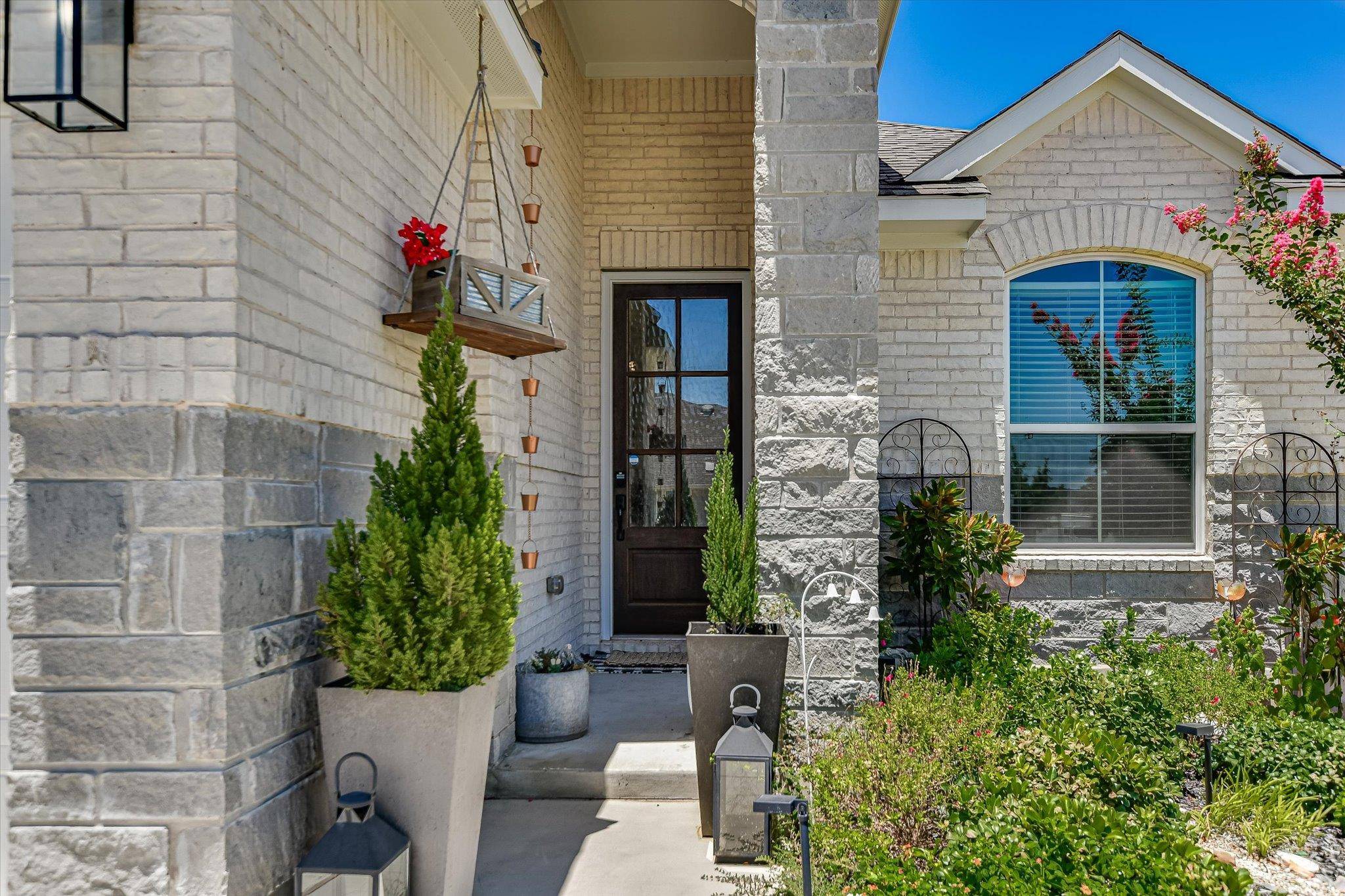 972 Leaning Oak LN, Georgetown, TX 78628
