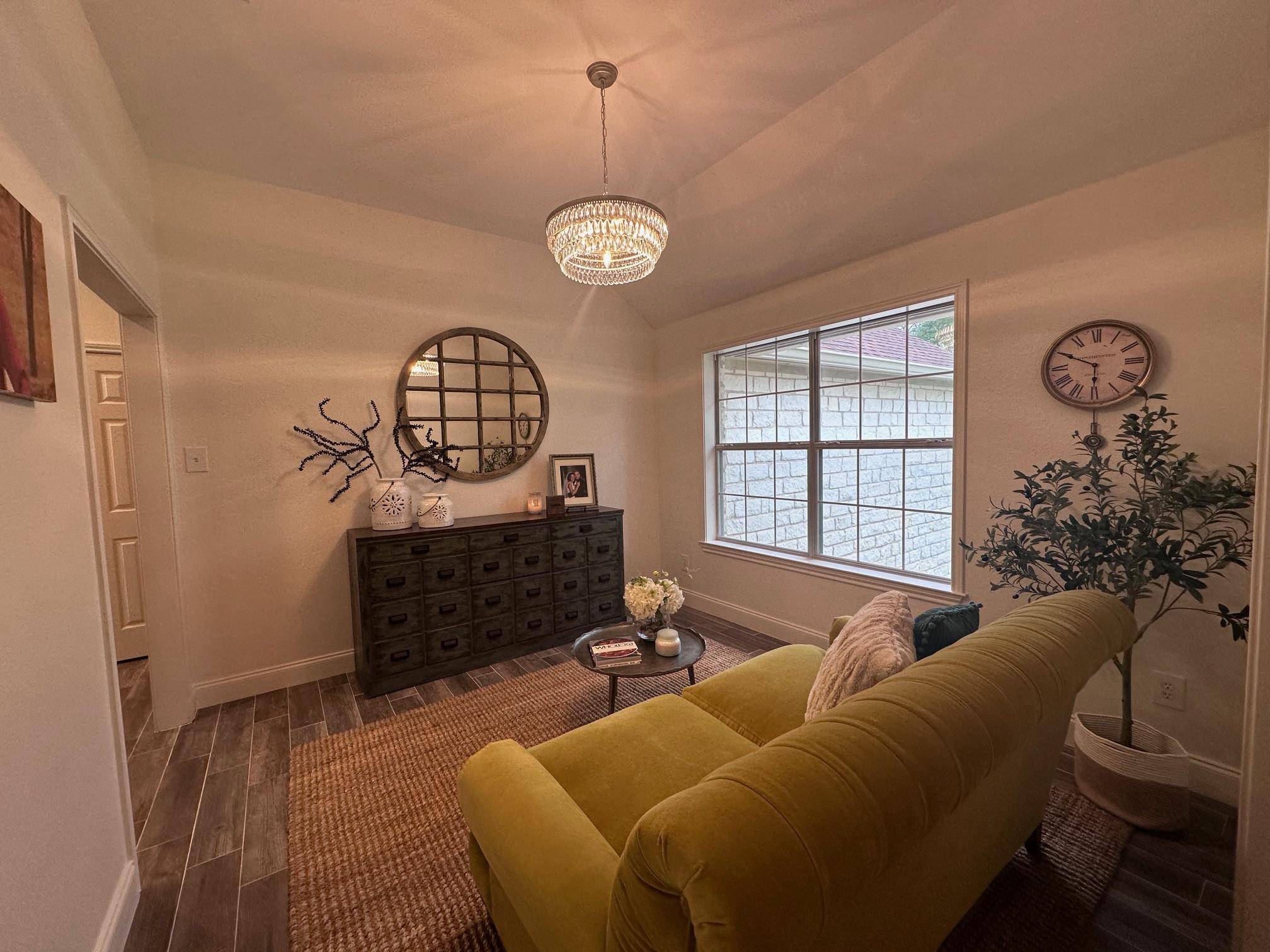 460 Tahitian DR, Bastrop, TX 78602