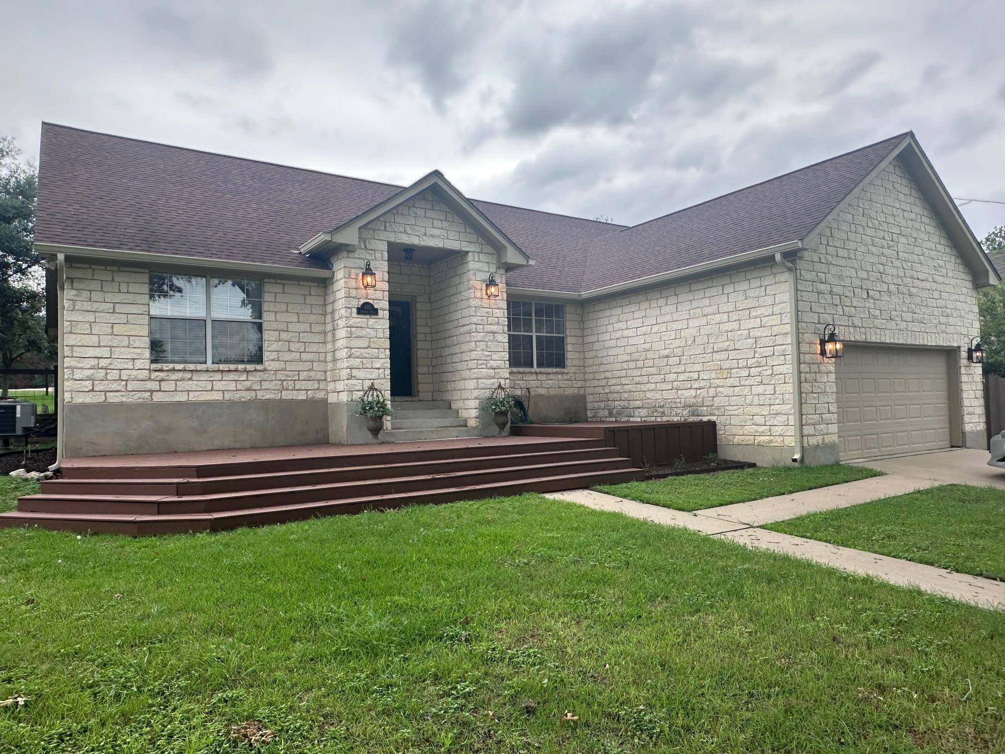 460 Tahitian DR, Bastrop, TX 78602