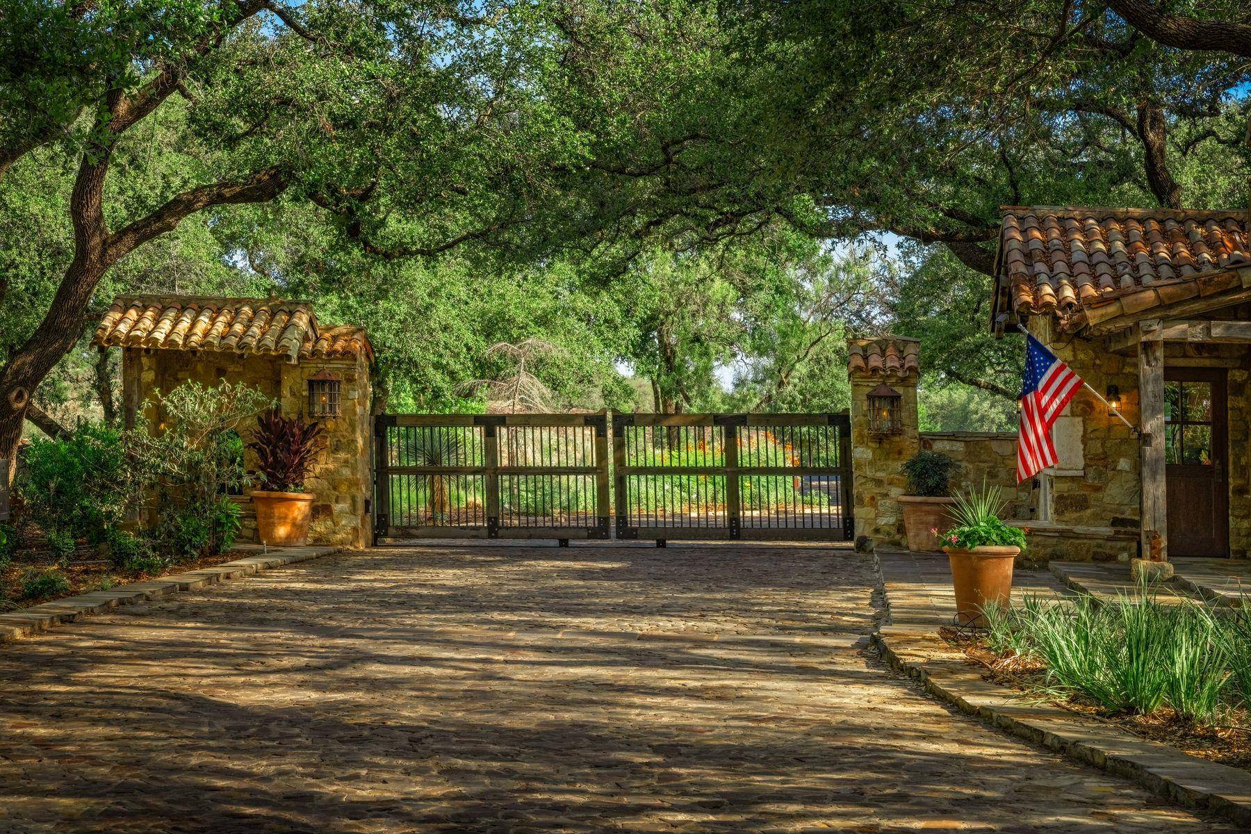00 Mirador, Horseshoe Bay, TX 78657
