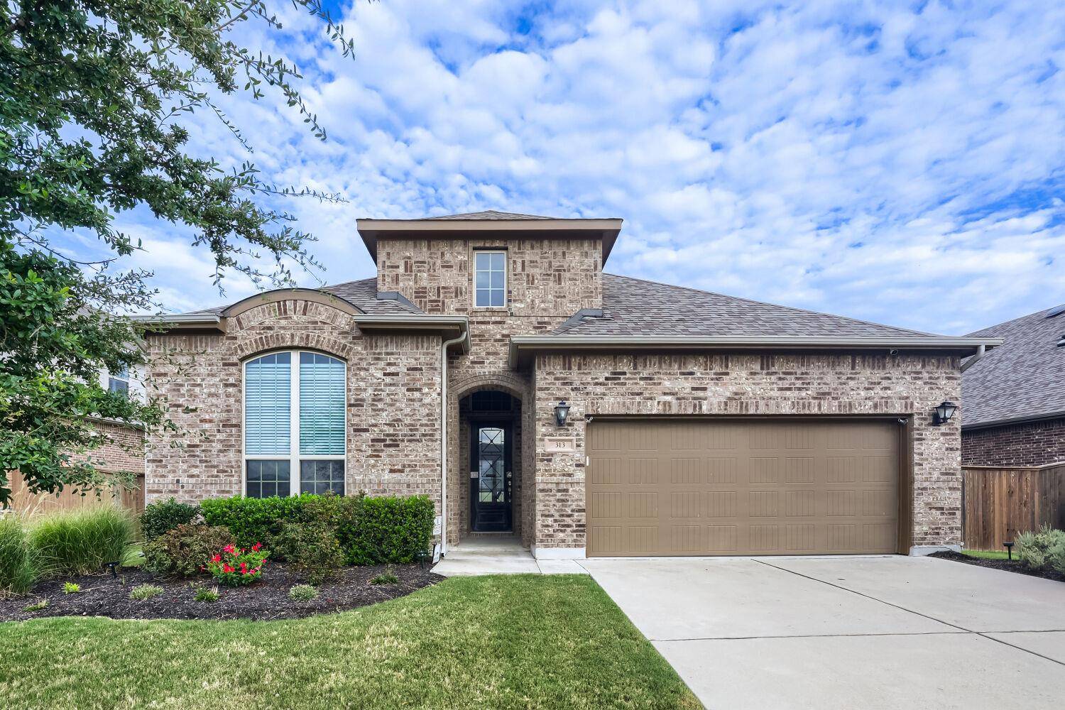 313 Pendent DR, Liberty Hill, TX 78642
