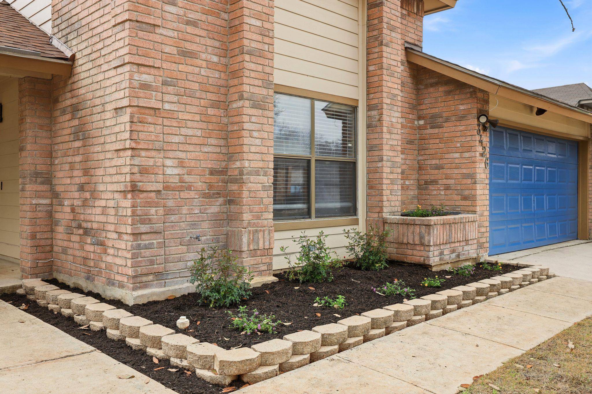 3426 Serene GRV, San Antonio, TX 78247