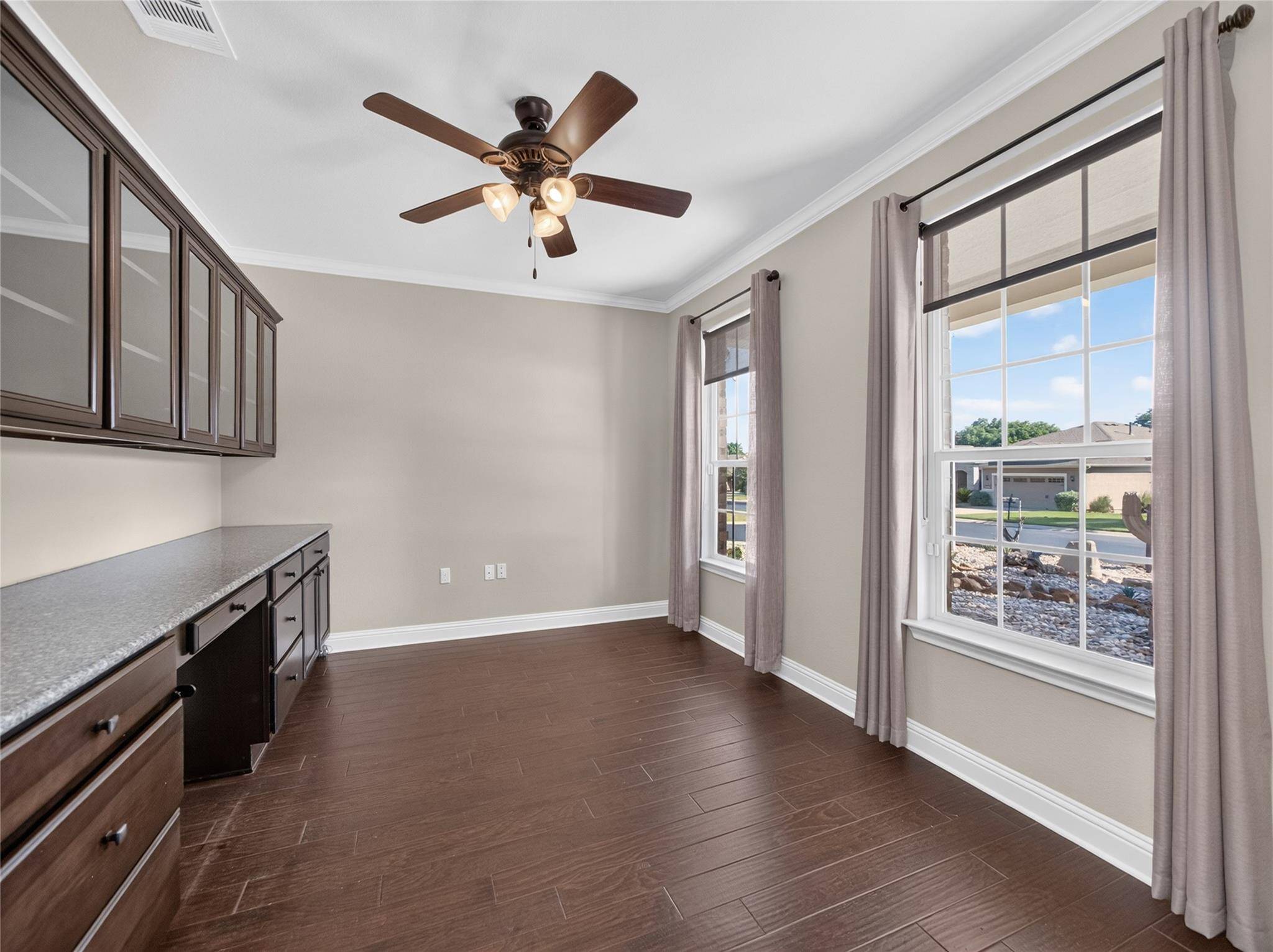 435 Davis Mountain CIR, Georgetown, TX 78633