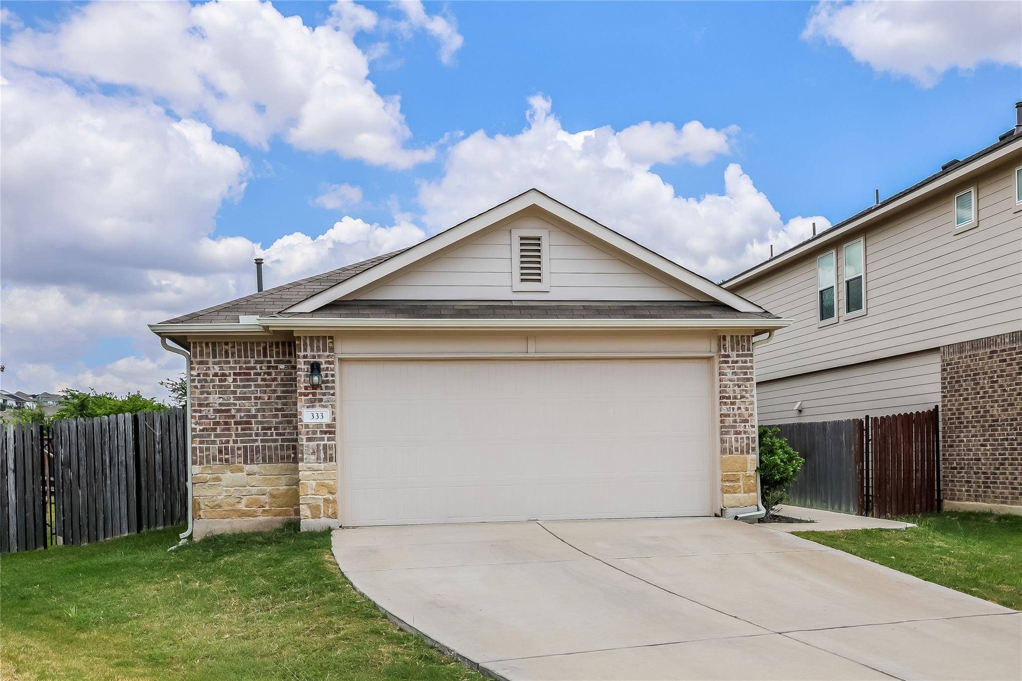 333 Blue Sage DR, Leander, TX 78641