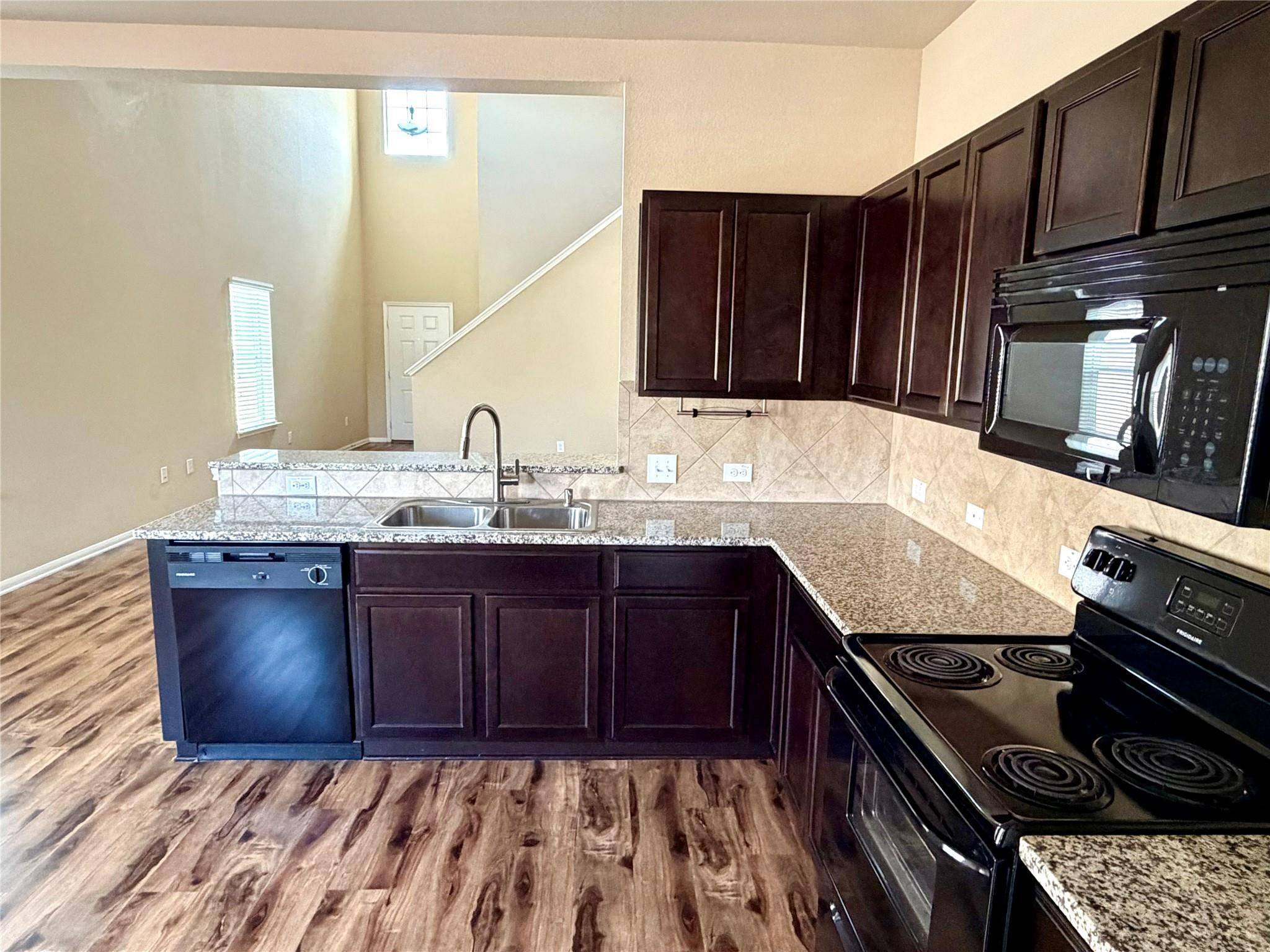 12106 Greywacke DR, Manor, TX 78653