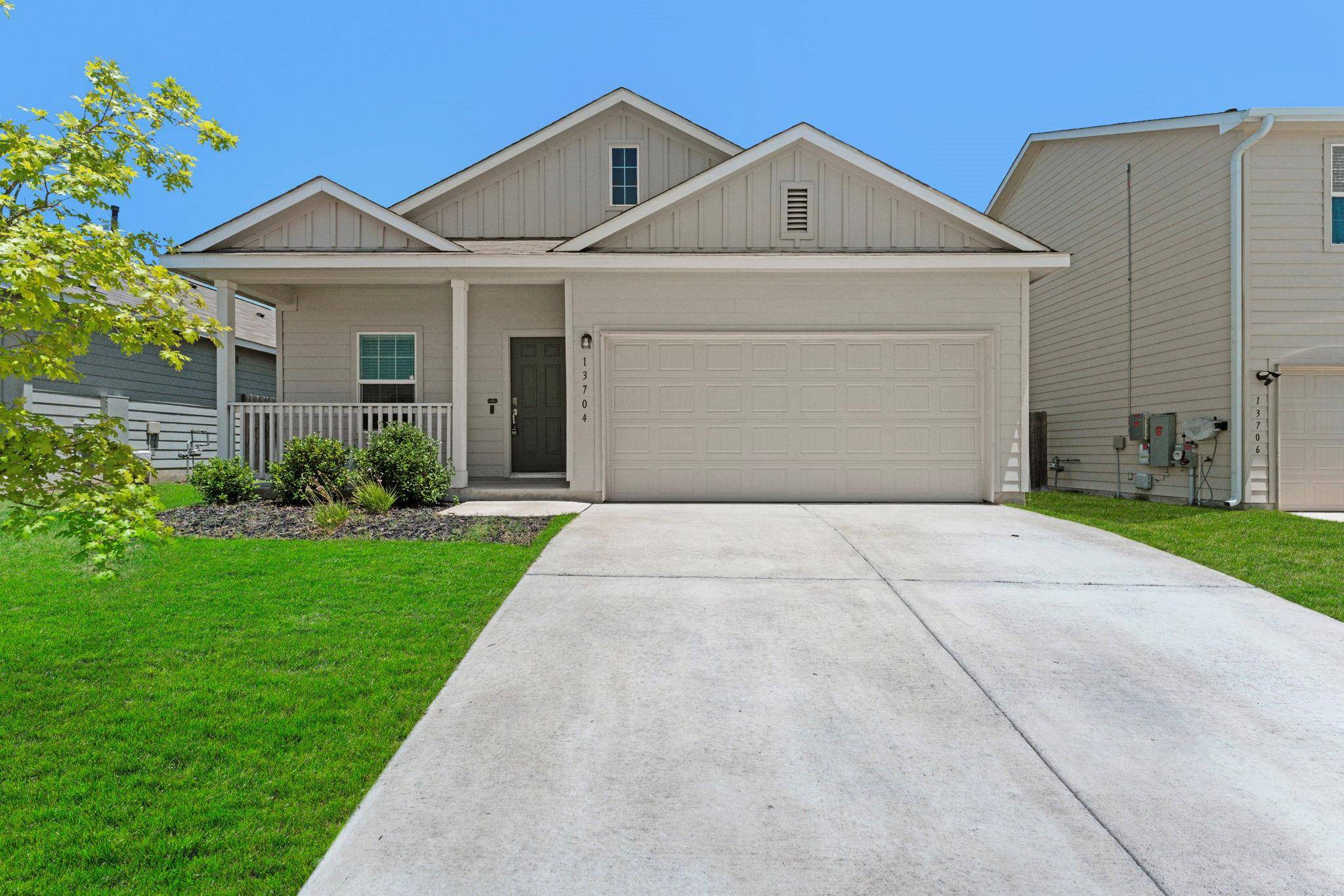 13704 Tordillo DR, Elgin, TX 78621