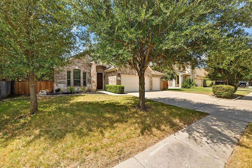 2208 Lookout Range DR, Leander, TX 78641