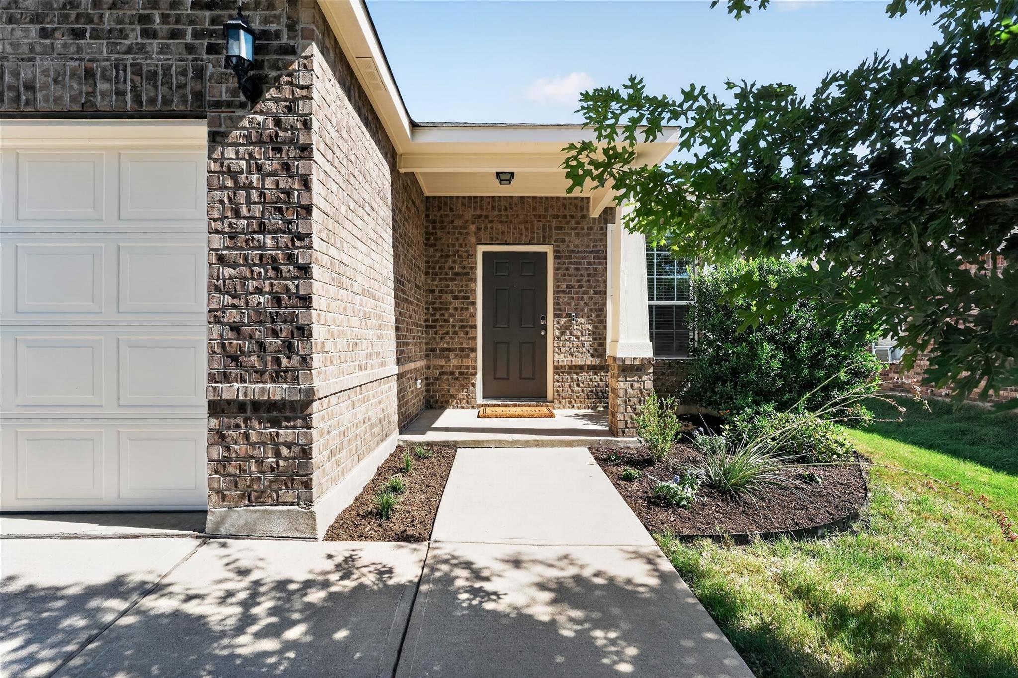 338 Pine Arbol, Buda, TX 78610