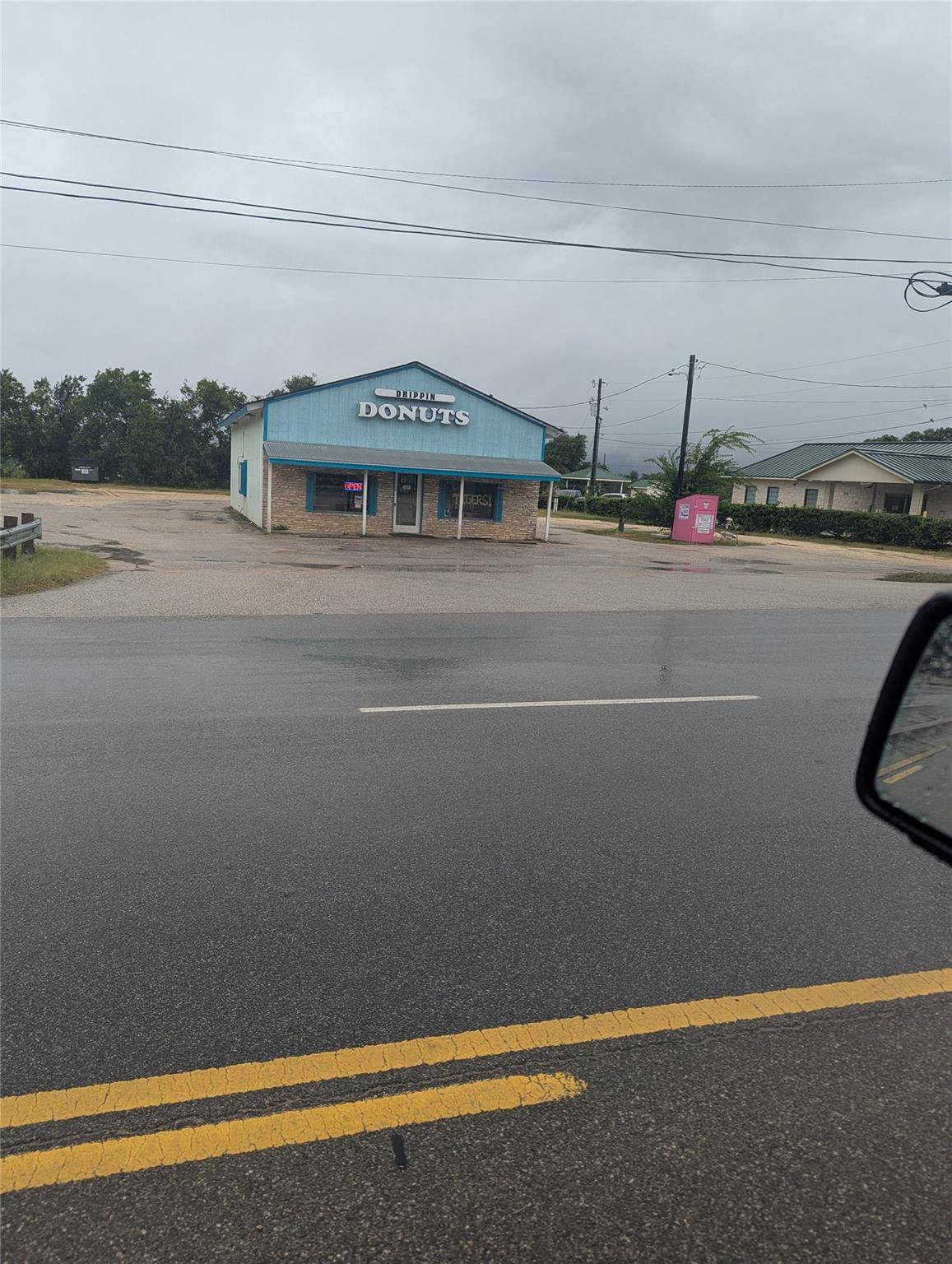 651 Highway 290 HWY, Dripping Springs, TX 78620