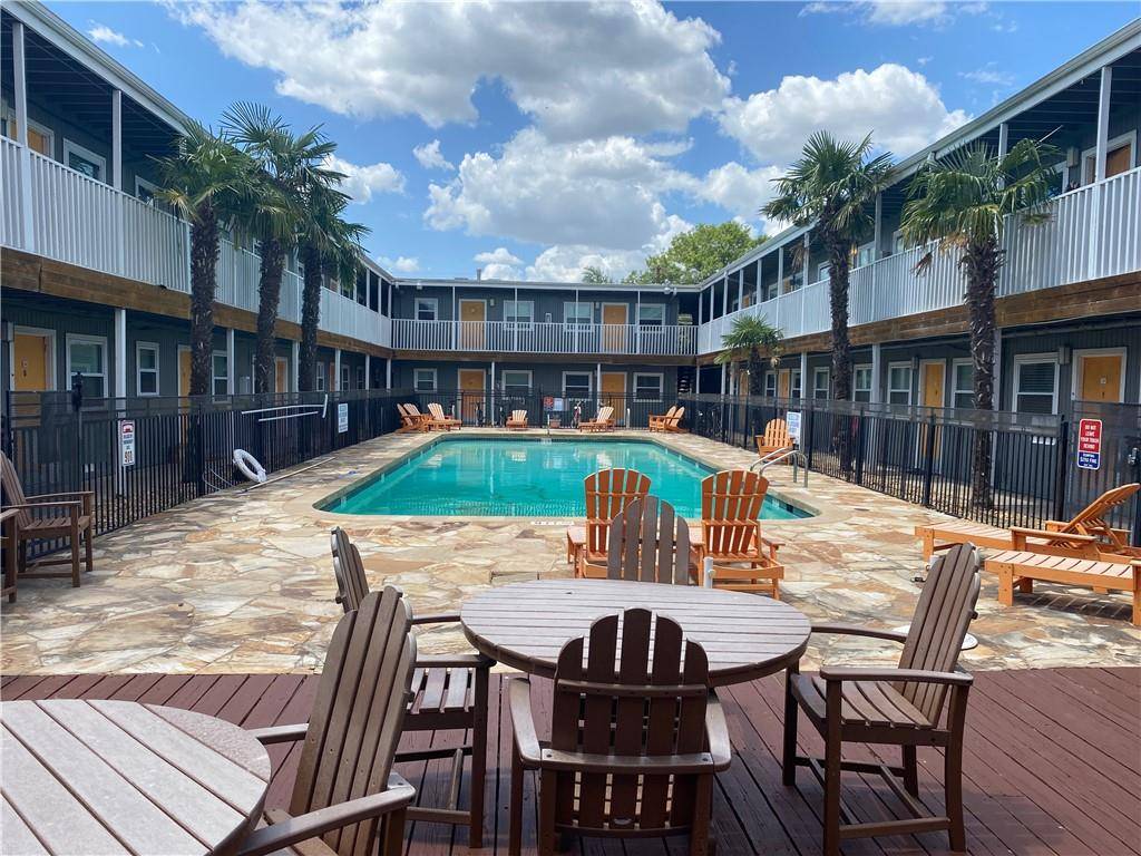 2401 Manor RD #207, Austin, TX 78722