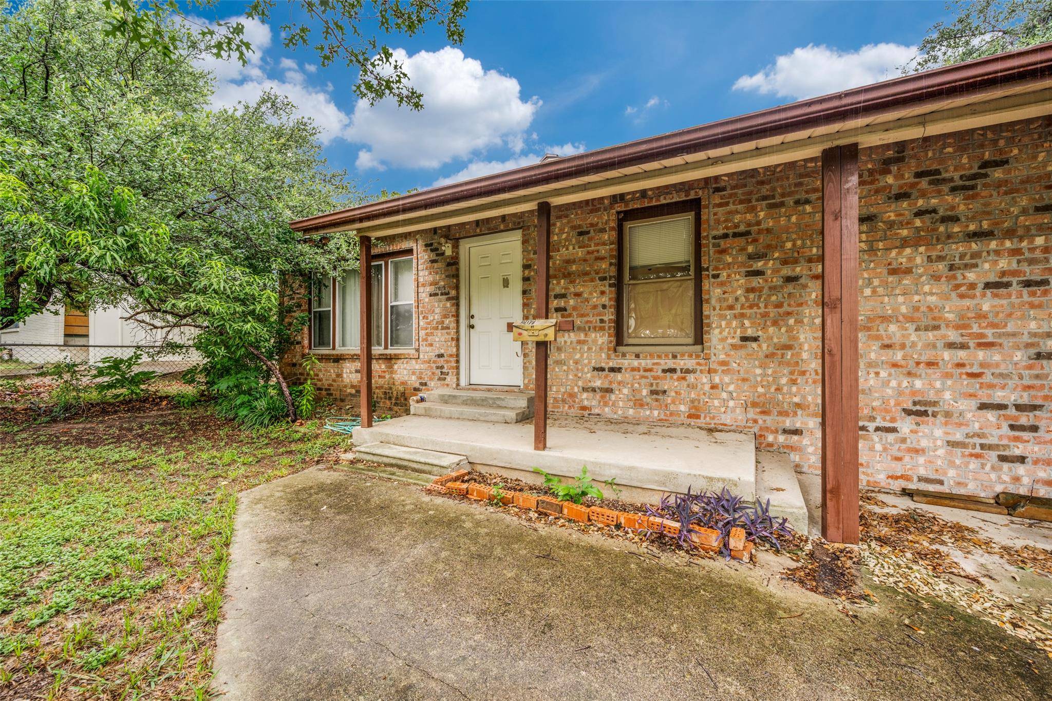 207 Woodward ST, Austin, TX 78704