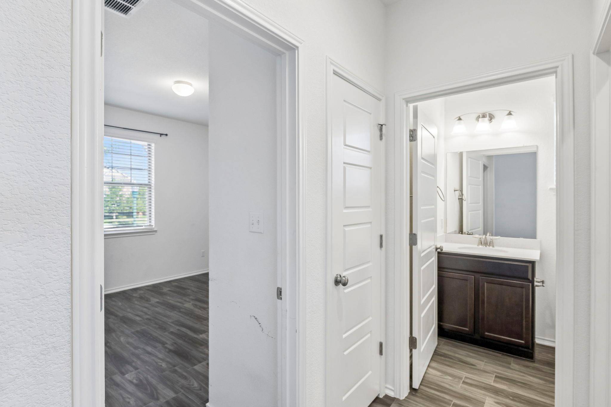 1432 Morning View RD, Georgetown, TX 78628
