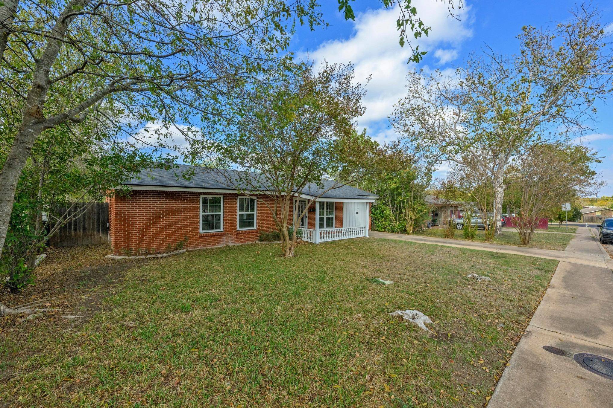 5704 Cedardale DR, Austin, TX 78745
