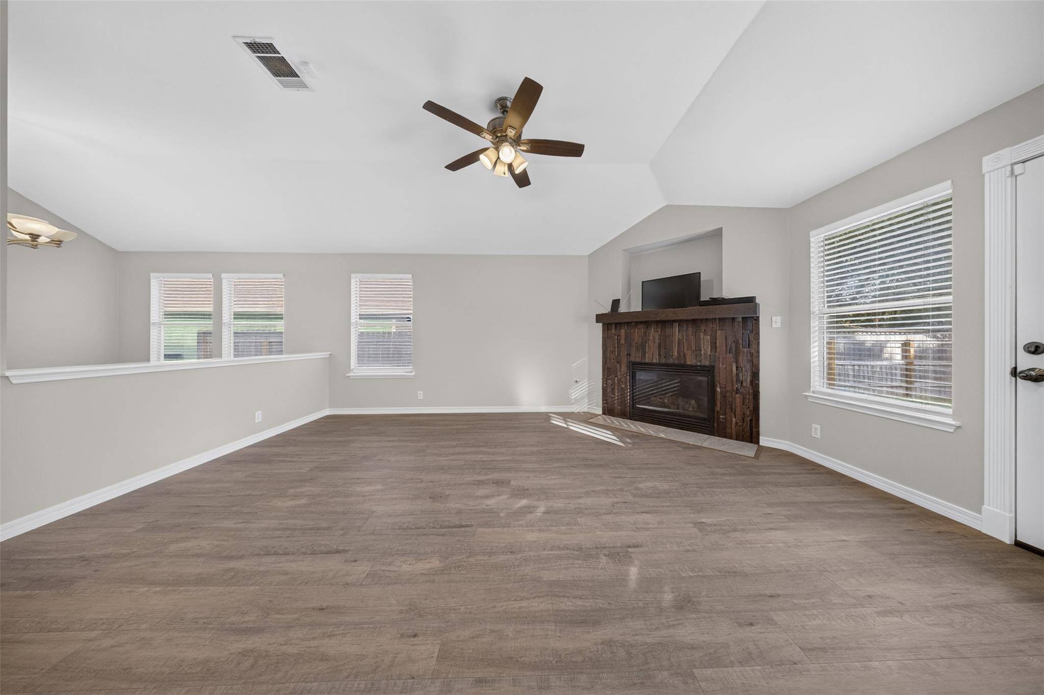 241 Brian LN, Kyle, TX 78640