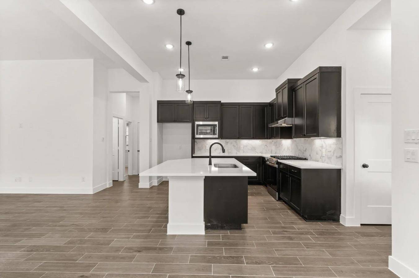 13808 Ryan Range LN, Elgin, TX 78621