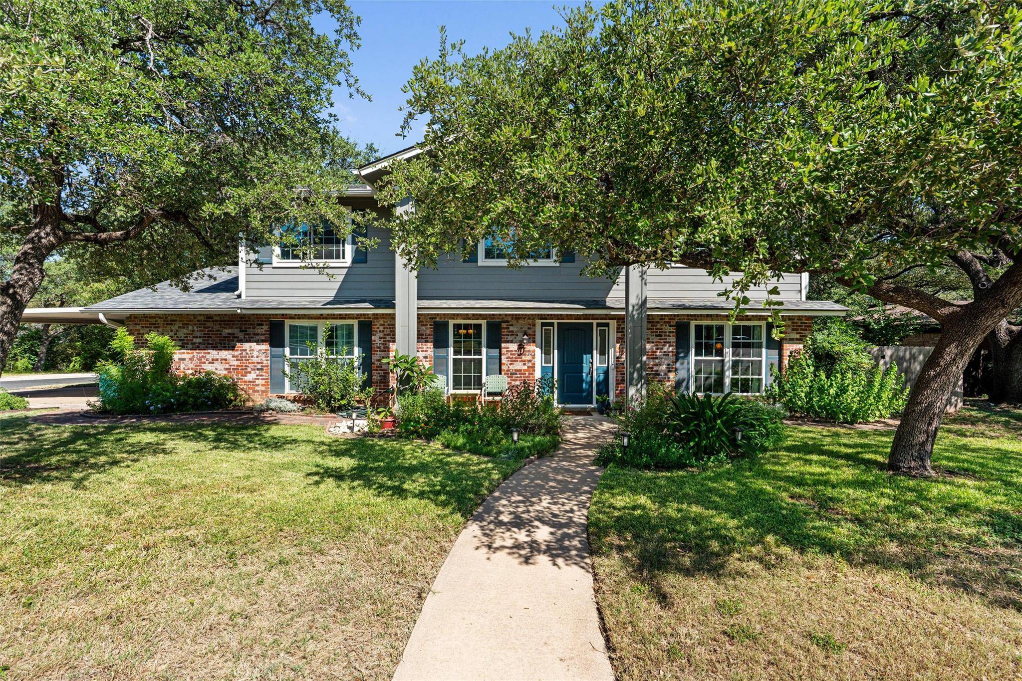 8300 Grayledge DR, Austin, TX 78753