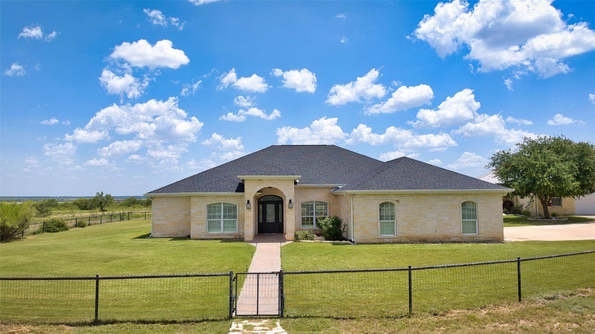 1456 N Us Highway 283, Brady, TX 76825