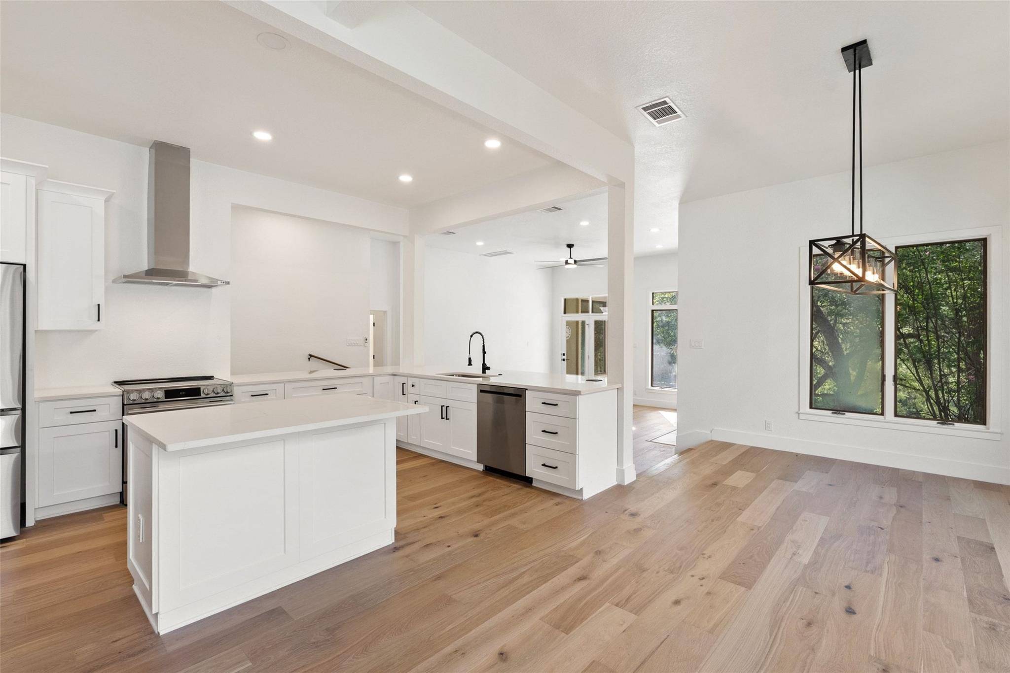 4231 Westlake DR #C3, Austin, TX 78746