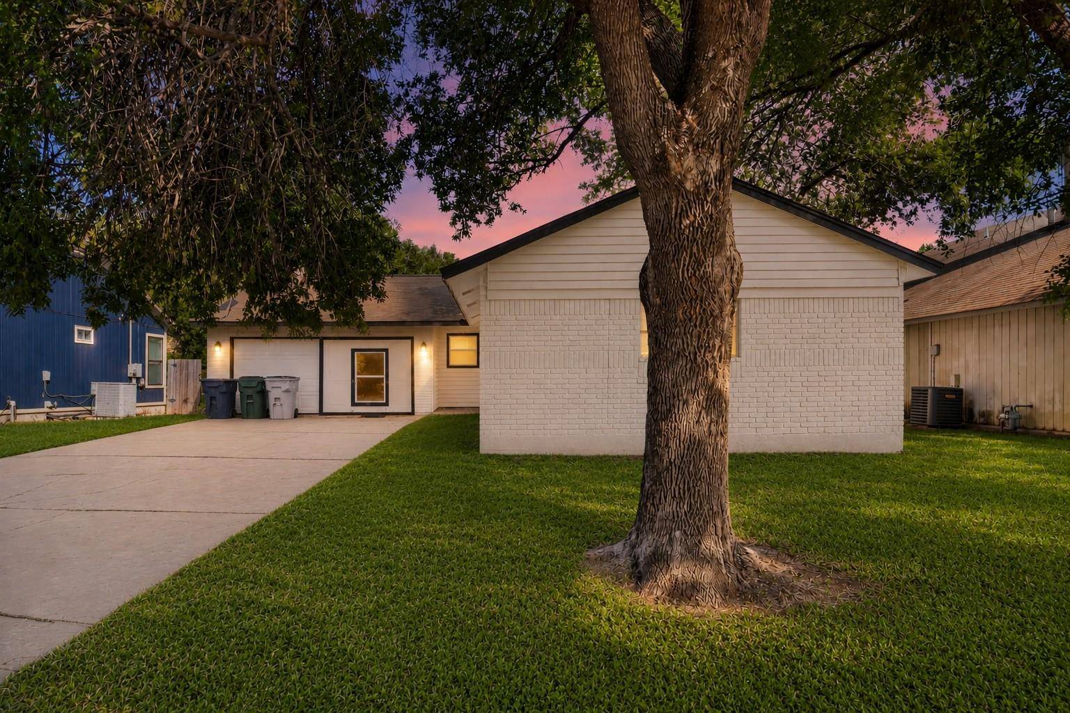 16402 Parkway DR, Pflugerville, TX 78660