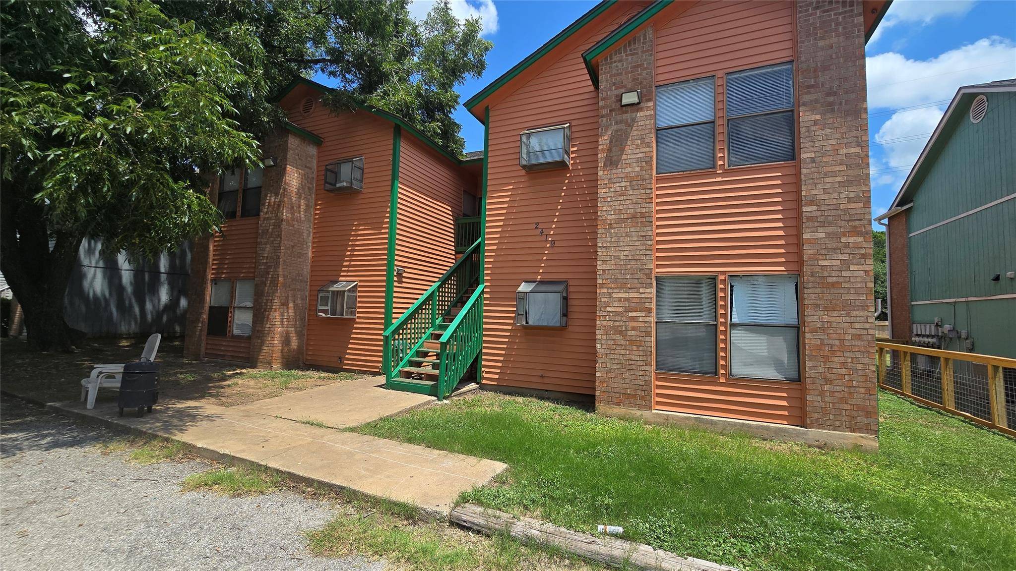 2419 W Slaughter LN, Austin, TX 78748