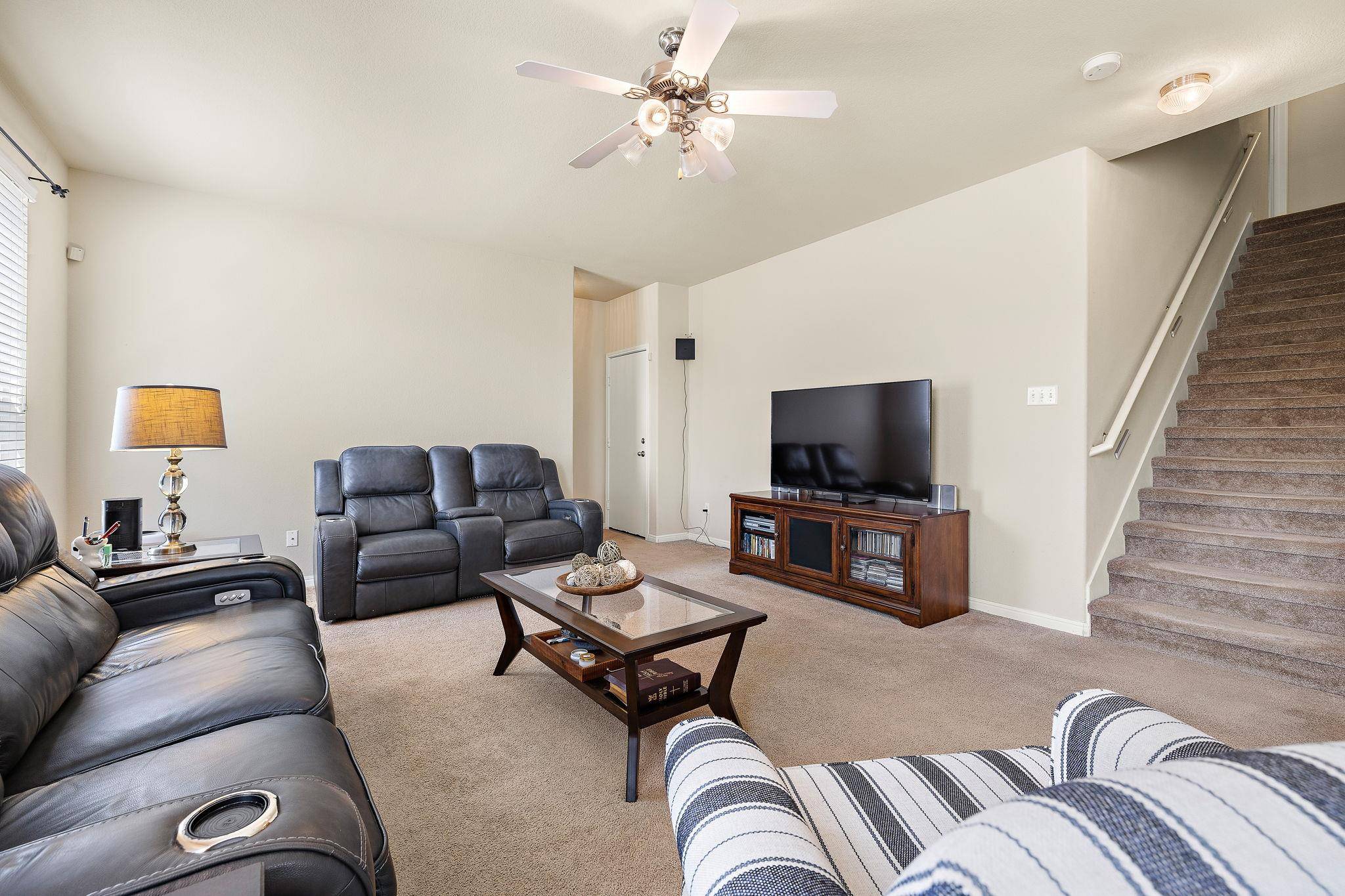 133 Lavaca LOOP, Hutto, TX 78634