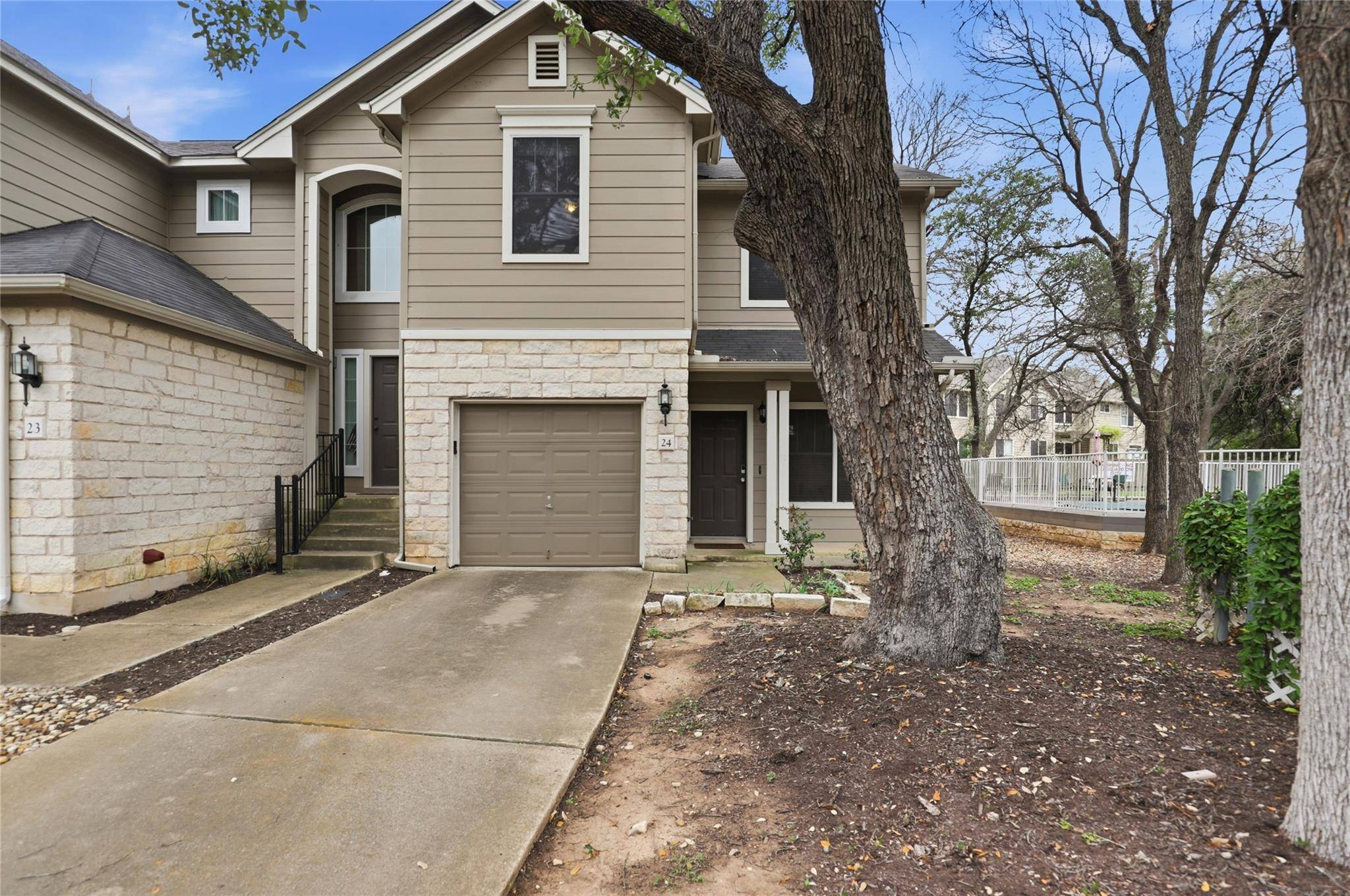 4501 Whispering Valley DR #24, Austin, TX 78727