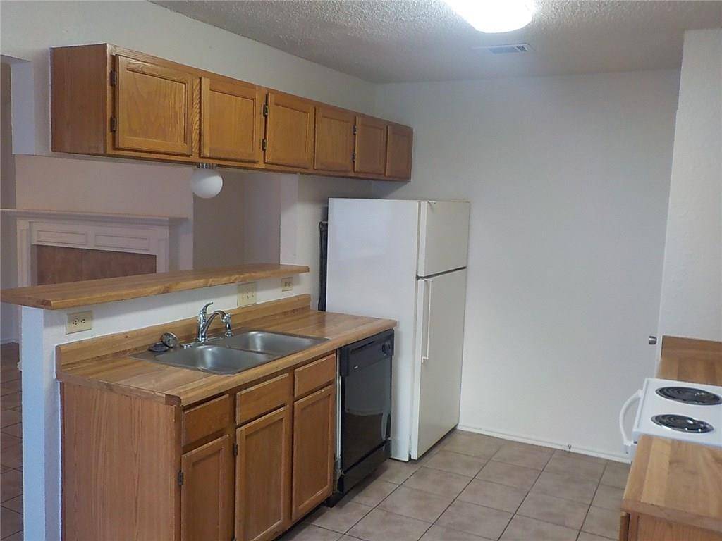523 Cutty TRL #A, Lakeway, TX 78734