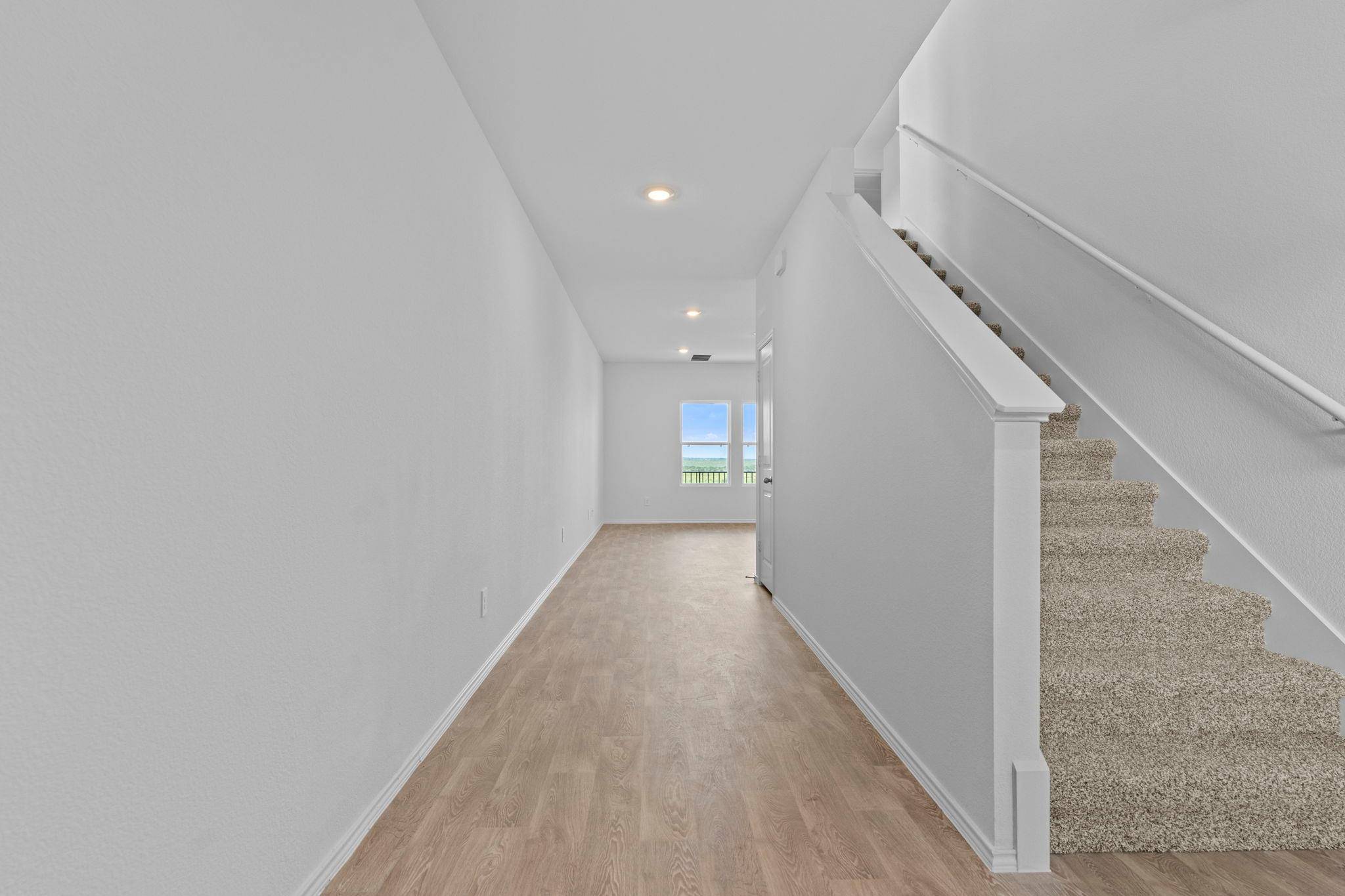 175 Arnold LOOP, Uhland, TX 78640