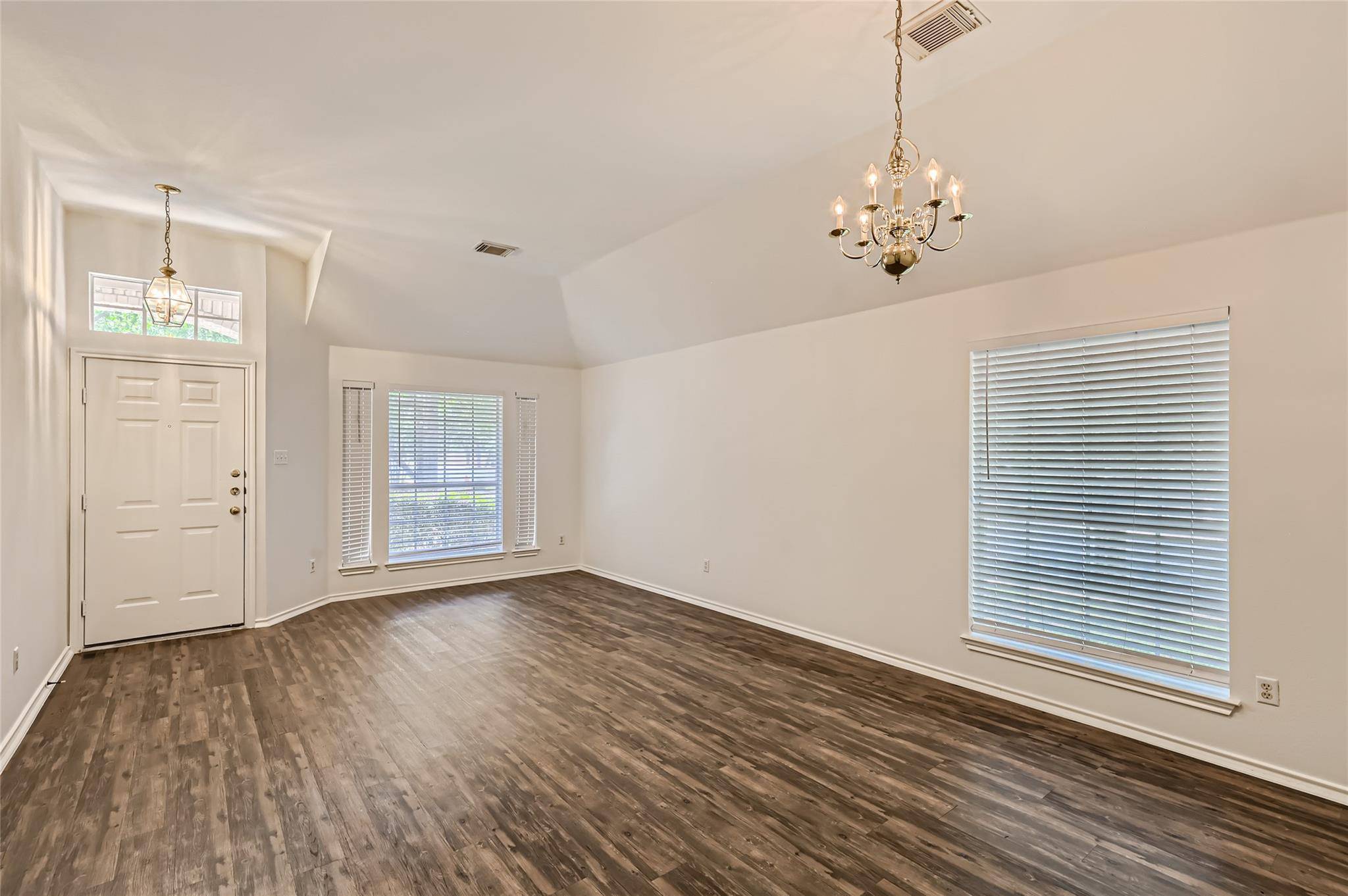 3948 Artesia BND, Round Rock, TX 78681