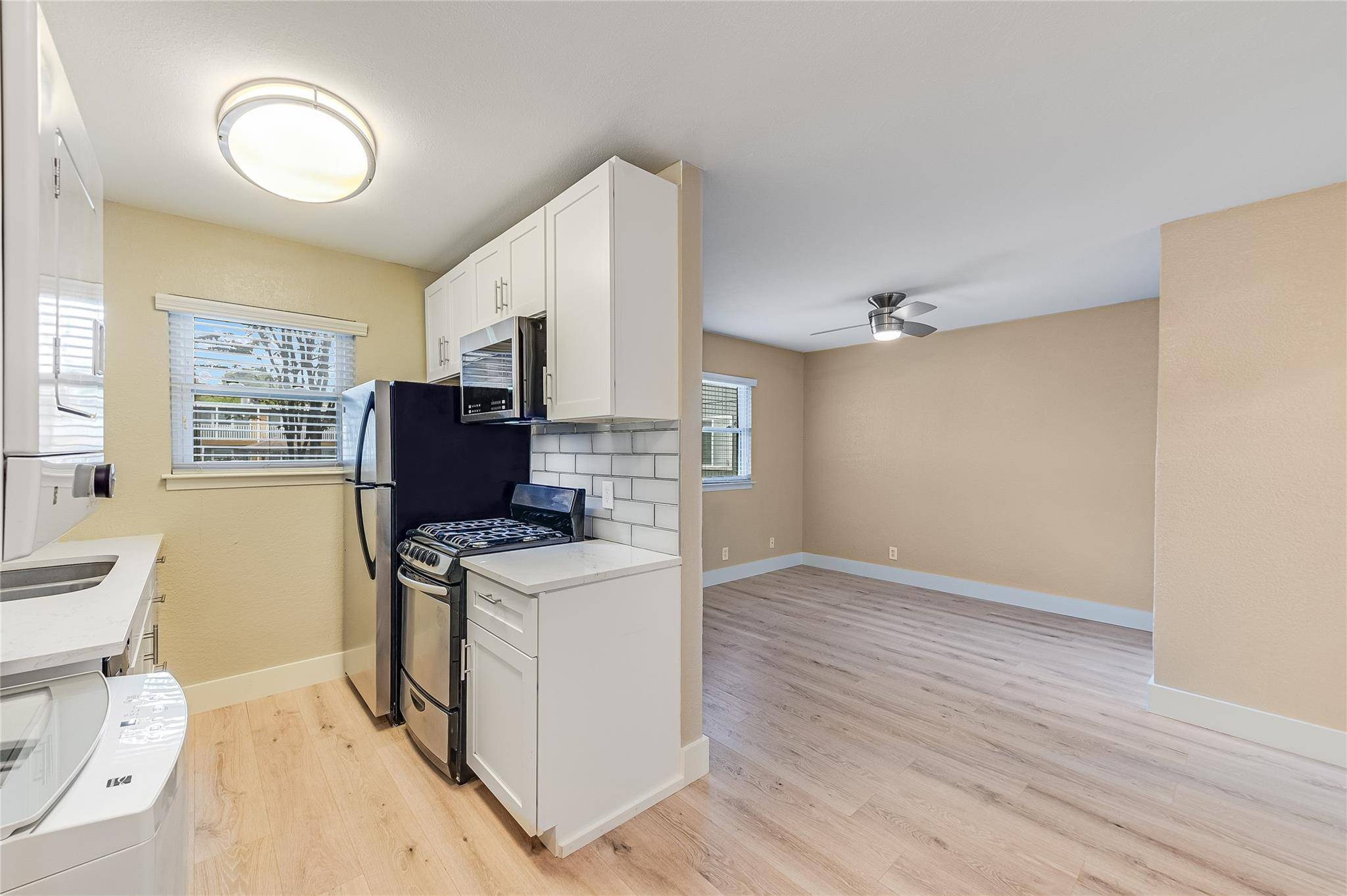 2401 Manor RD #131, Austin, TX 78722