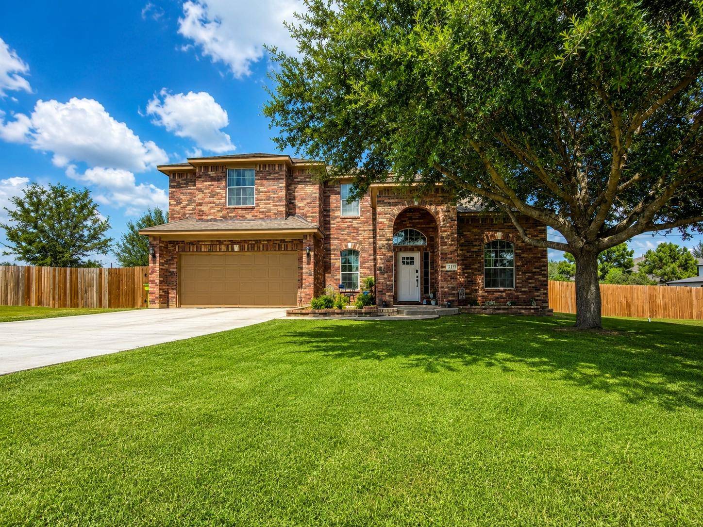 237 Cardinal DR, Bastrop, TX 78659