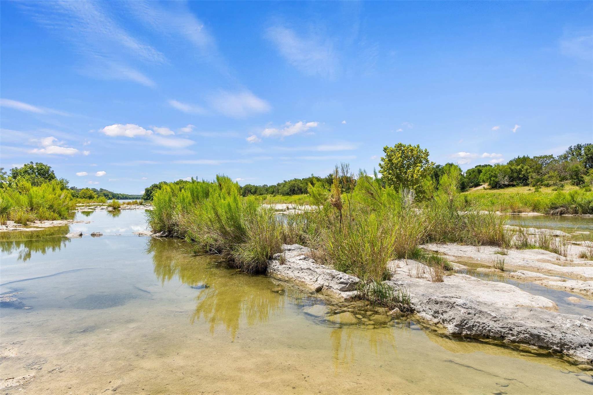 135 River View DR, Johnson City, TX 78636