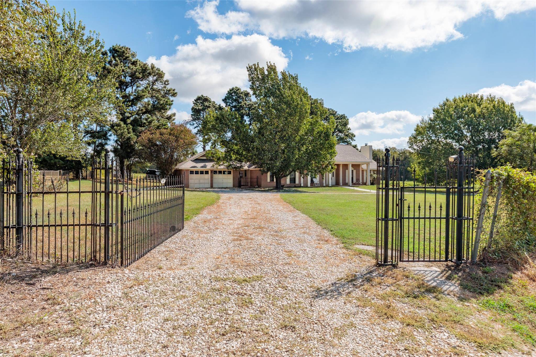 161 County Road 441, Thorndale, TX 76577