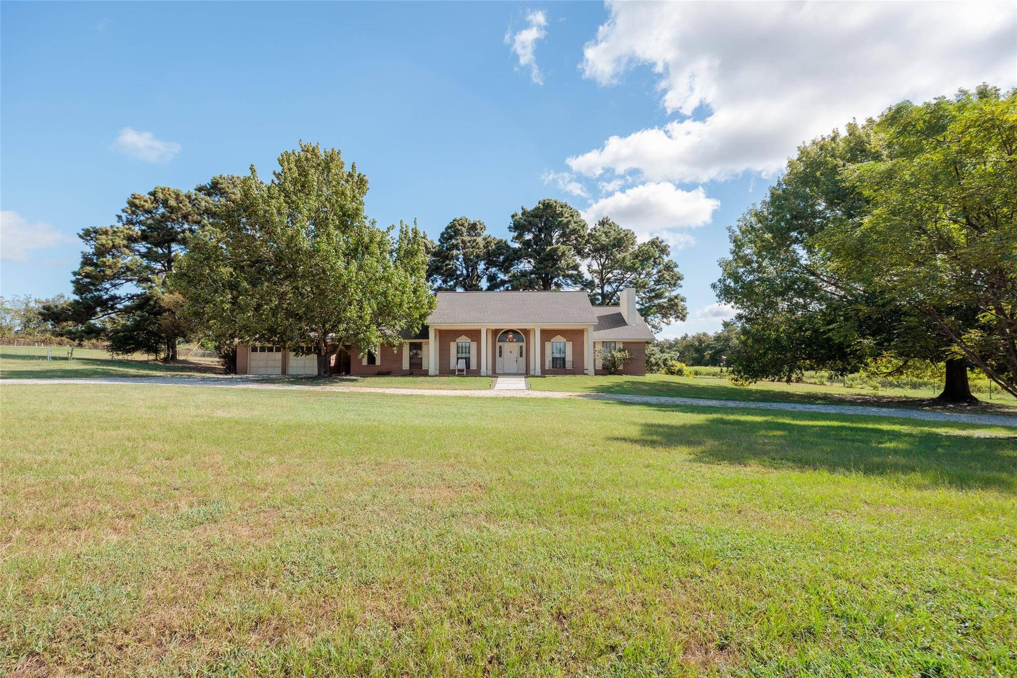 161 County Road 441, Thorndale, TX 76577