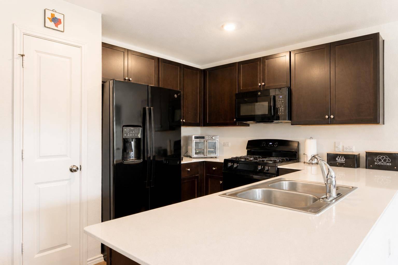 193 Gypsum VLY, San Marcos, TX 78656