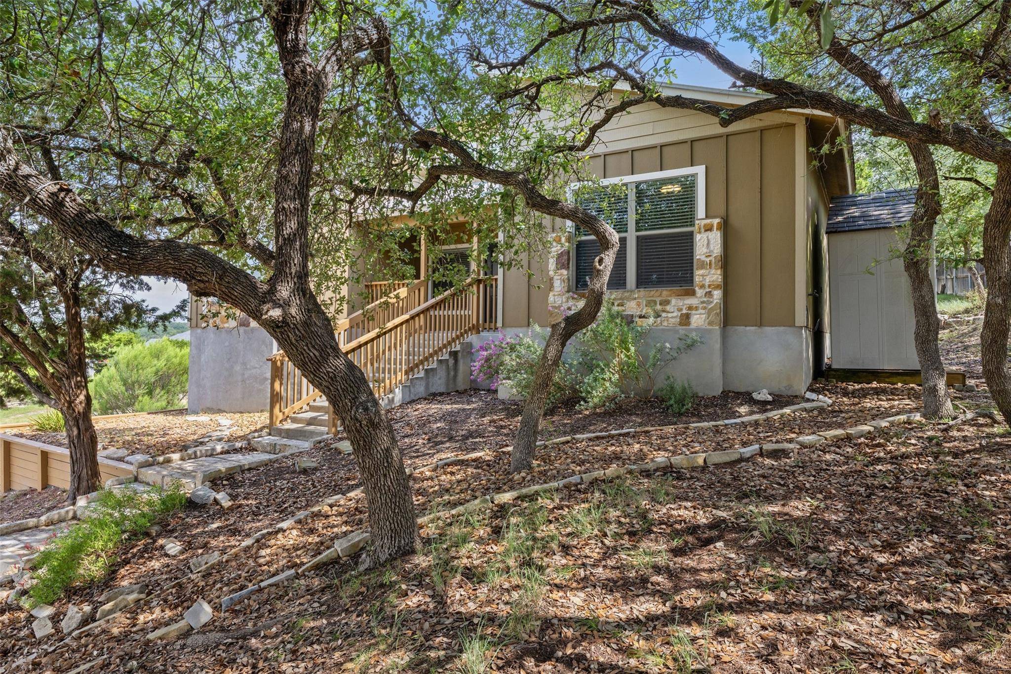 141 Cody CT, Canyon Lake, TX 78133