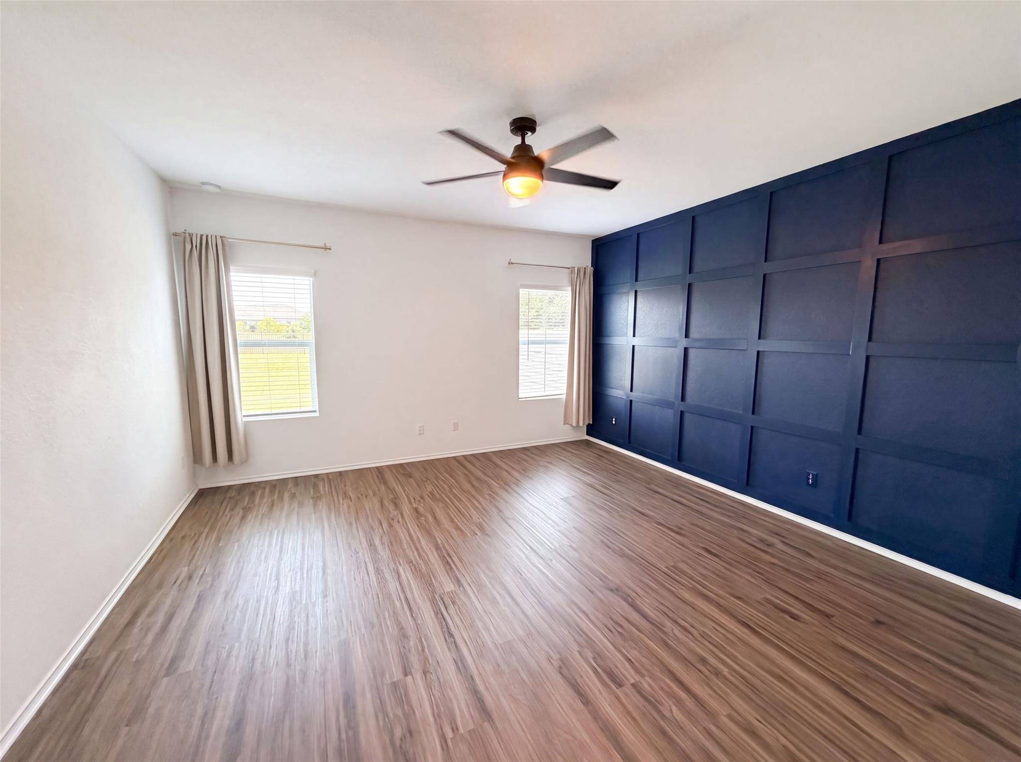 424 Wolf Springs RD, Georgetown, TX 78628