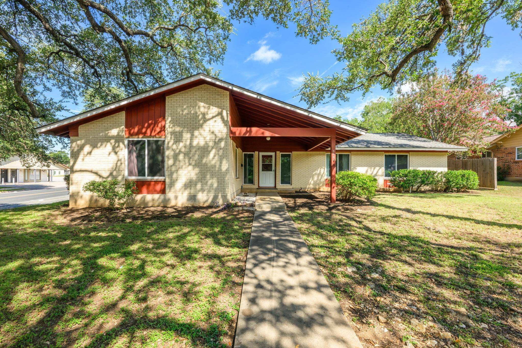 5004 Pack Saddle PASS, Austin, TX 78745