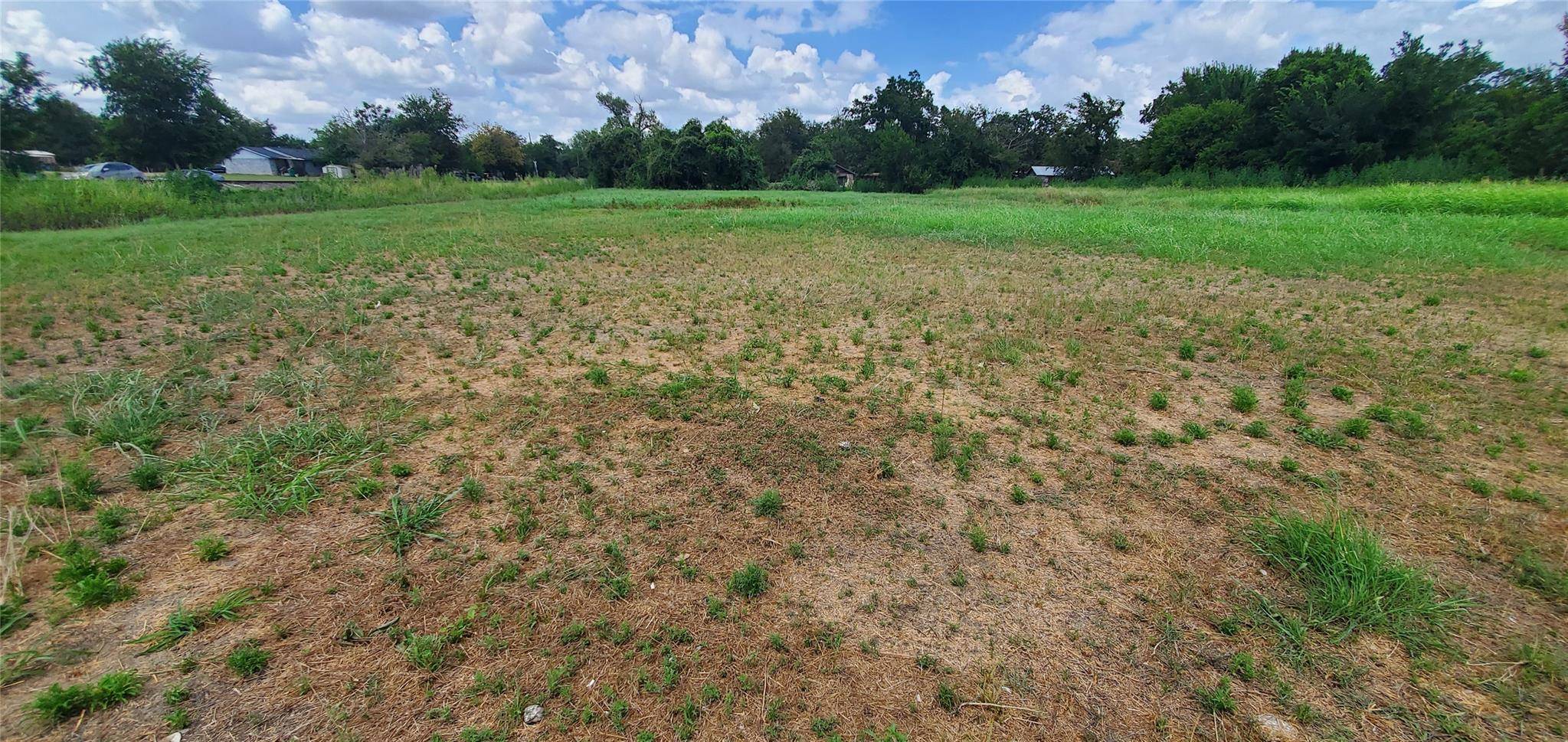 810 W 7th ST, Cameron, TX 76520