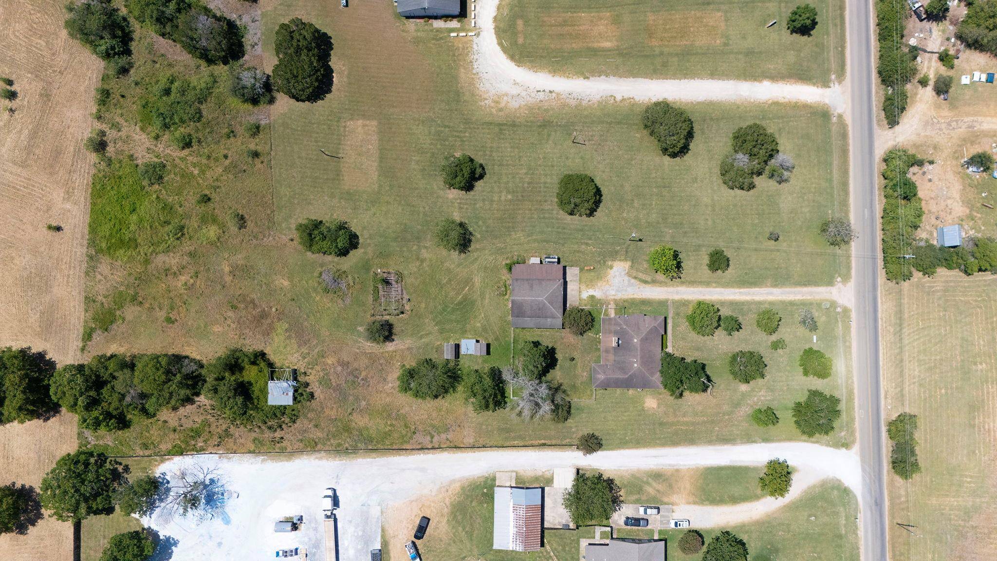 12409 Lowden LN, Manchaca, TX 78652