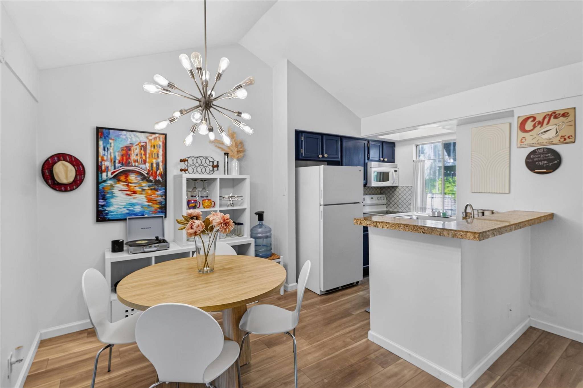 3018 S 1st ST #205, Austin, TX 78704